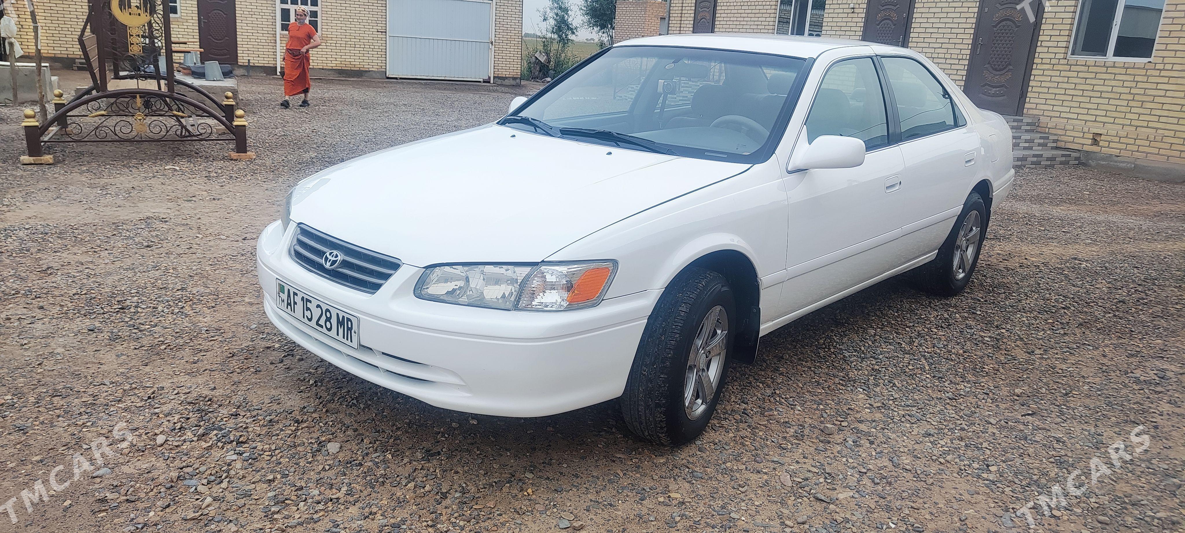 Toyota Camry 2001 - 180 000 TMT - Sakarçäge - img 1