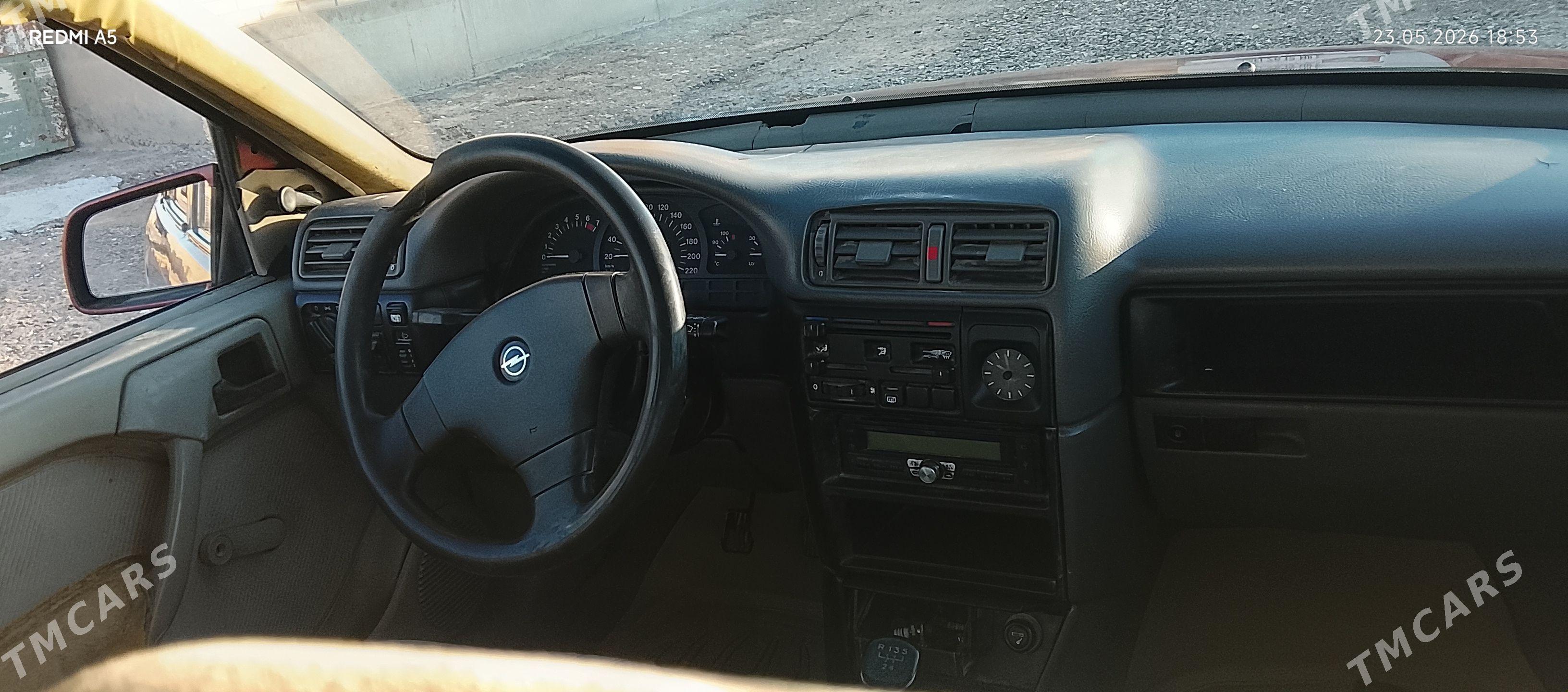 Opel Vectra 1990 - 26 000 TMT - Мары - img 1