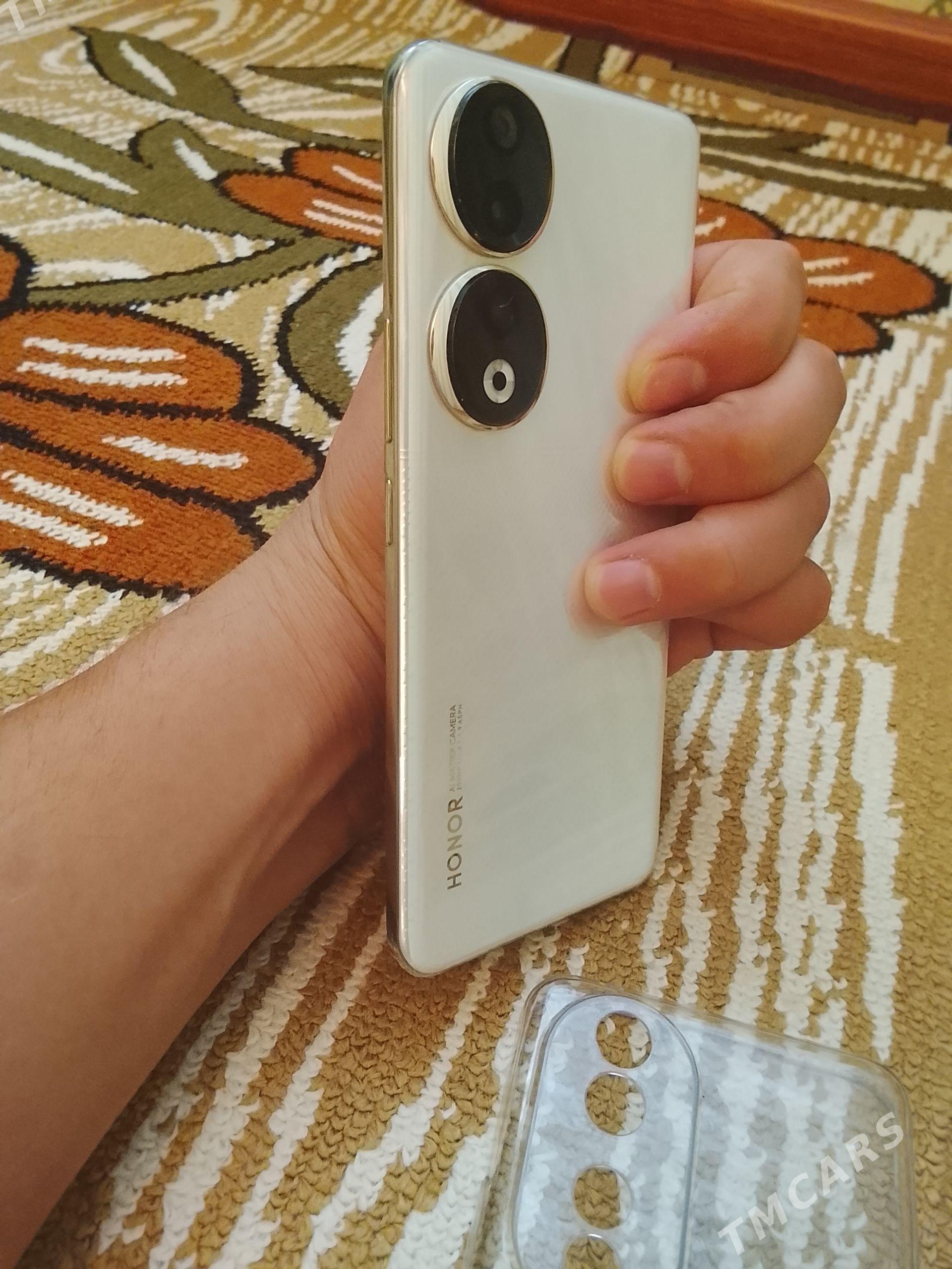 Honor 90 - Balkanabat - img 1