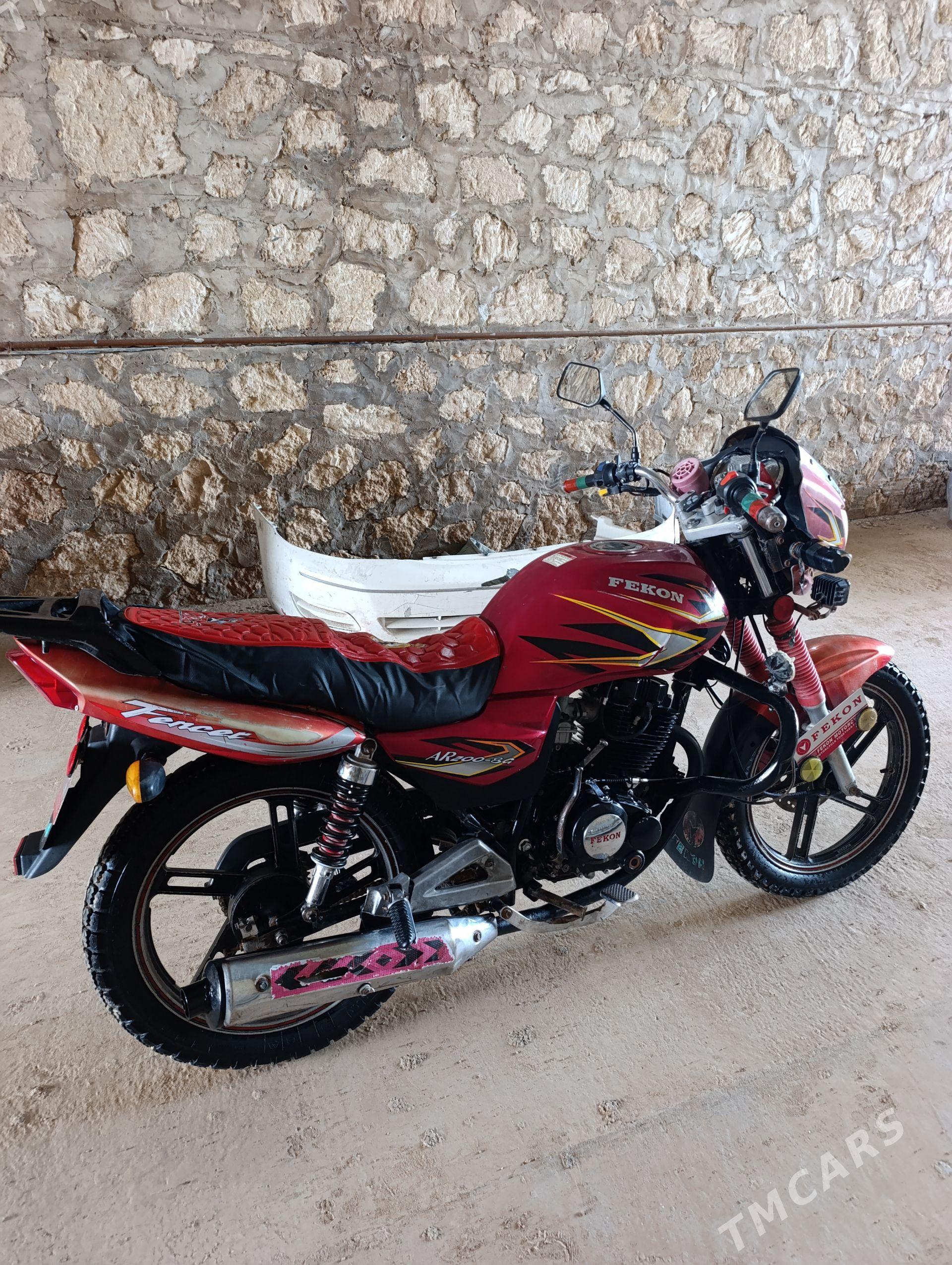 Fekon FK200-14G 2014 - 13 600 TMT - Ходжамбаз - img 1