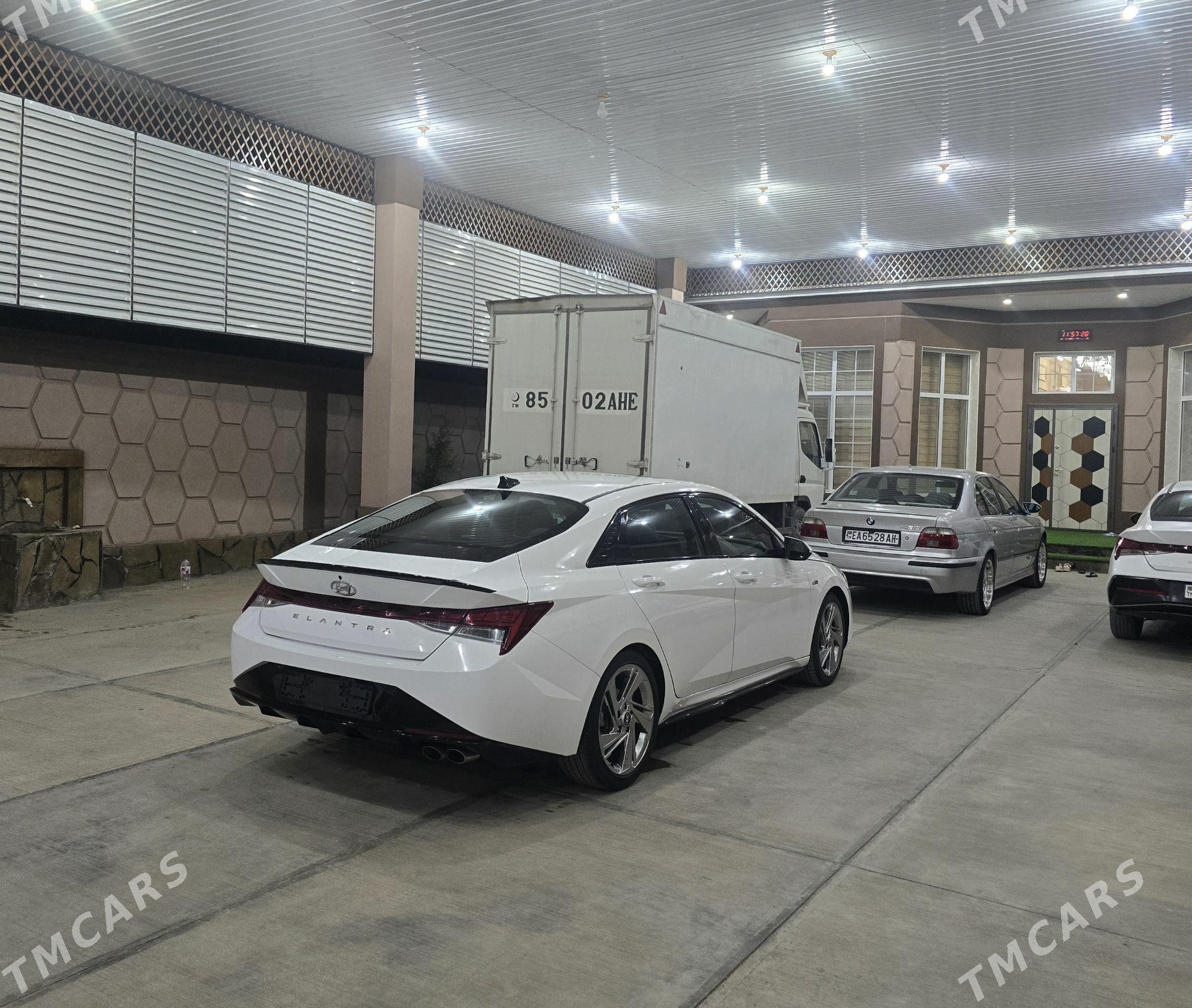 Hyundai Elantra 2023 - 330 000 TMT - Бахарден - img 1