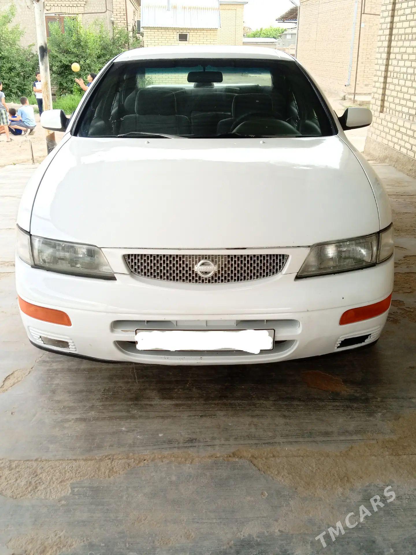Nissan Maxima 1995 - 50 000 TMT - Сакарчага - img 1