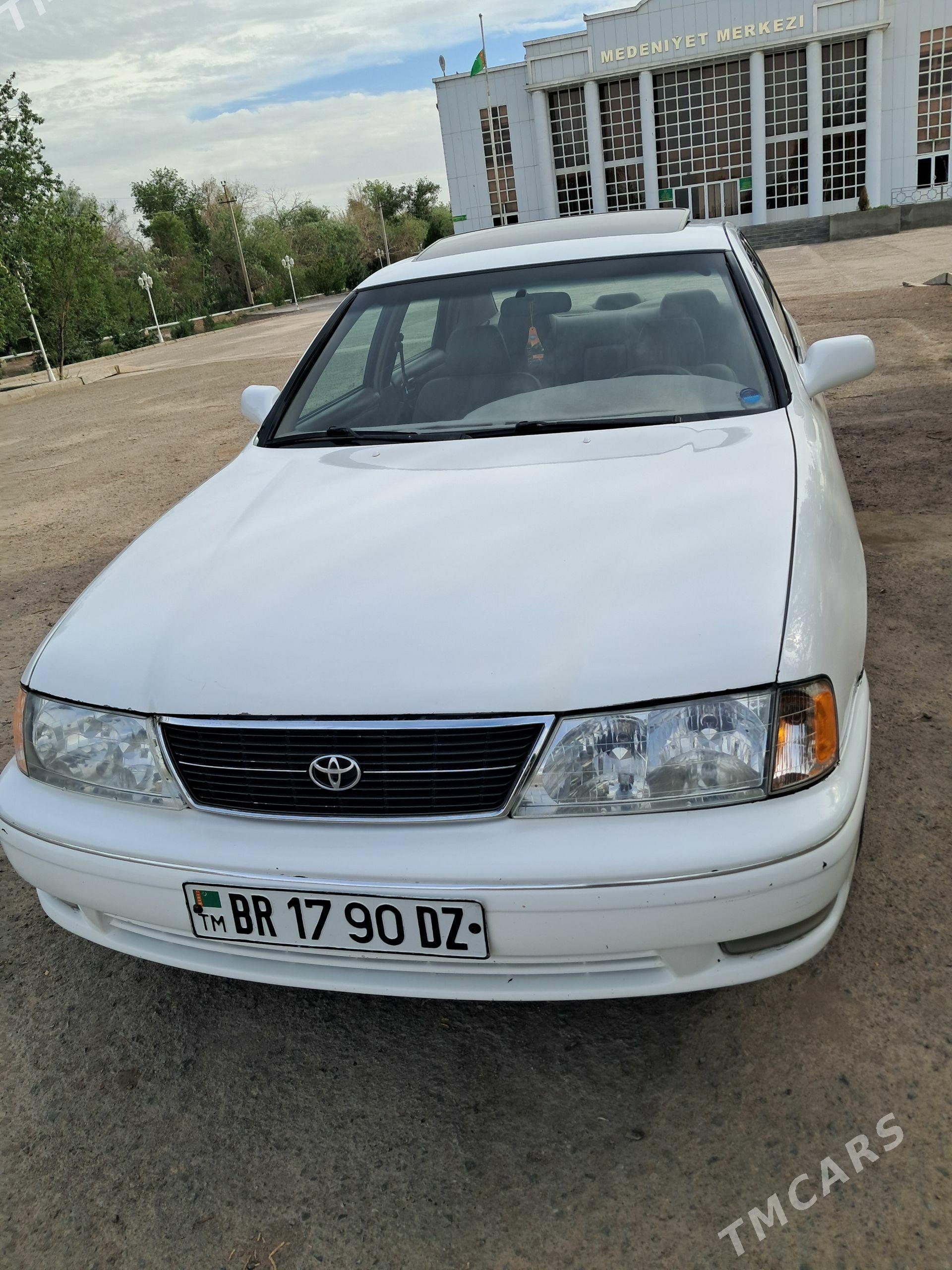 Toyota Avalon 1997 - 140 000 TMT - Шабатский этрап - img 1