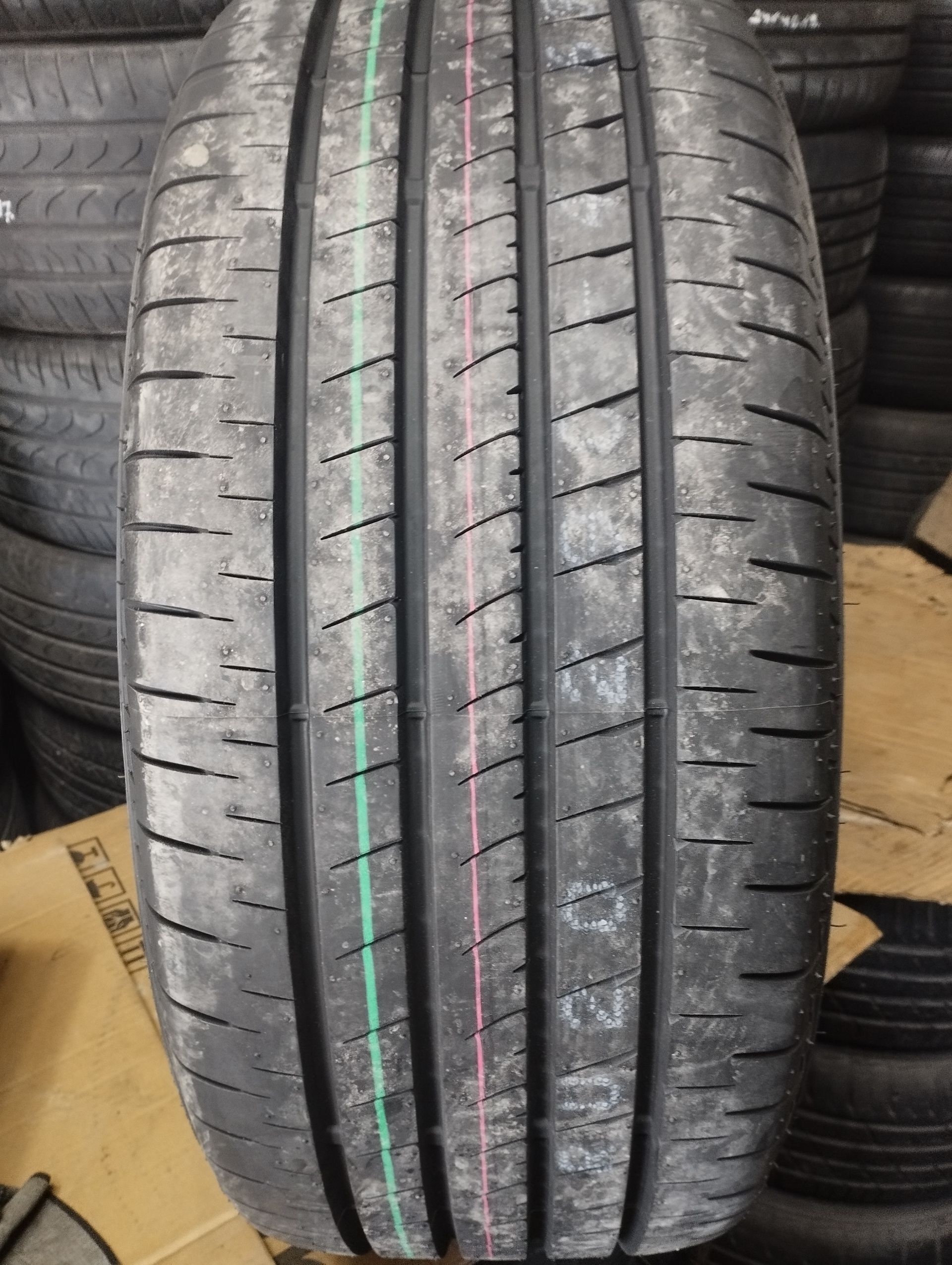 235 45 18 BRIDGESTONE 2 000 TMT - Хитровка - img 1