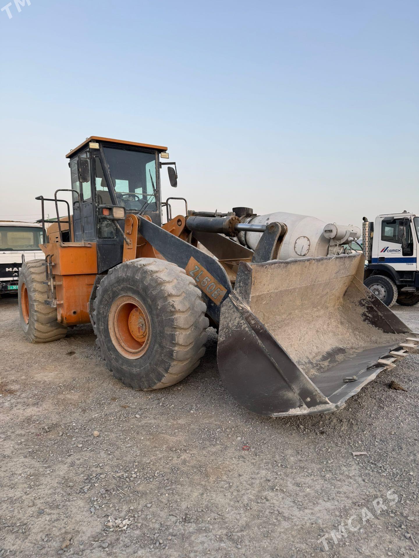 XCMG ZL50 2010 - 320 000 TMT - Гёкдепе - img 1