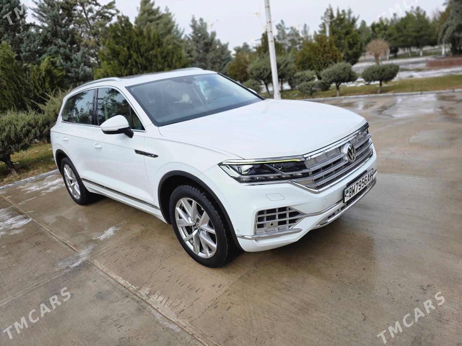 Volkswagen Touareg 2020 - 1 150 500 TMT - Ашхабад - img 1