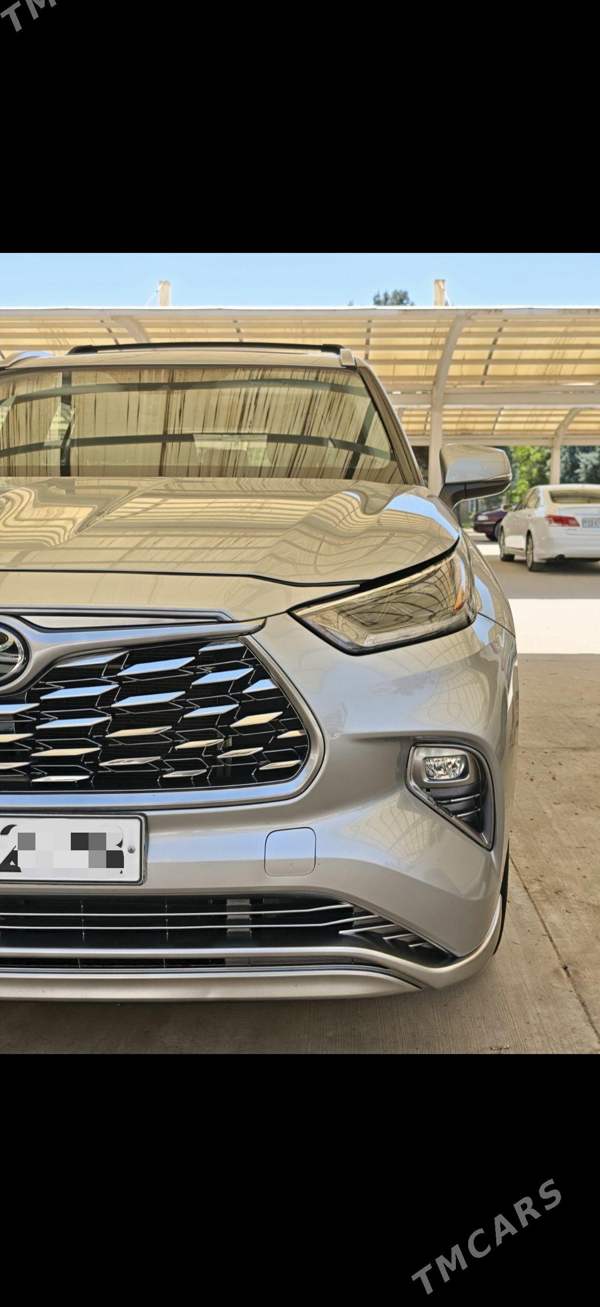 Toyota Highlander 2022 - 580 000 TMT - Балканабат - img 1