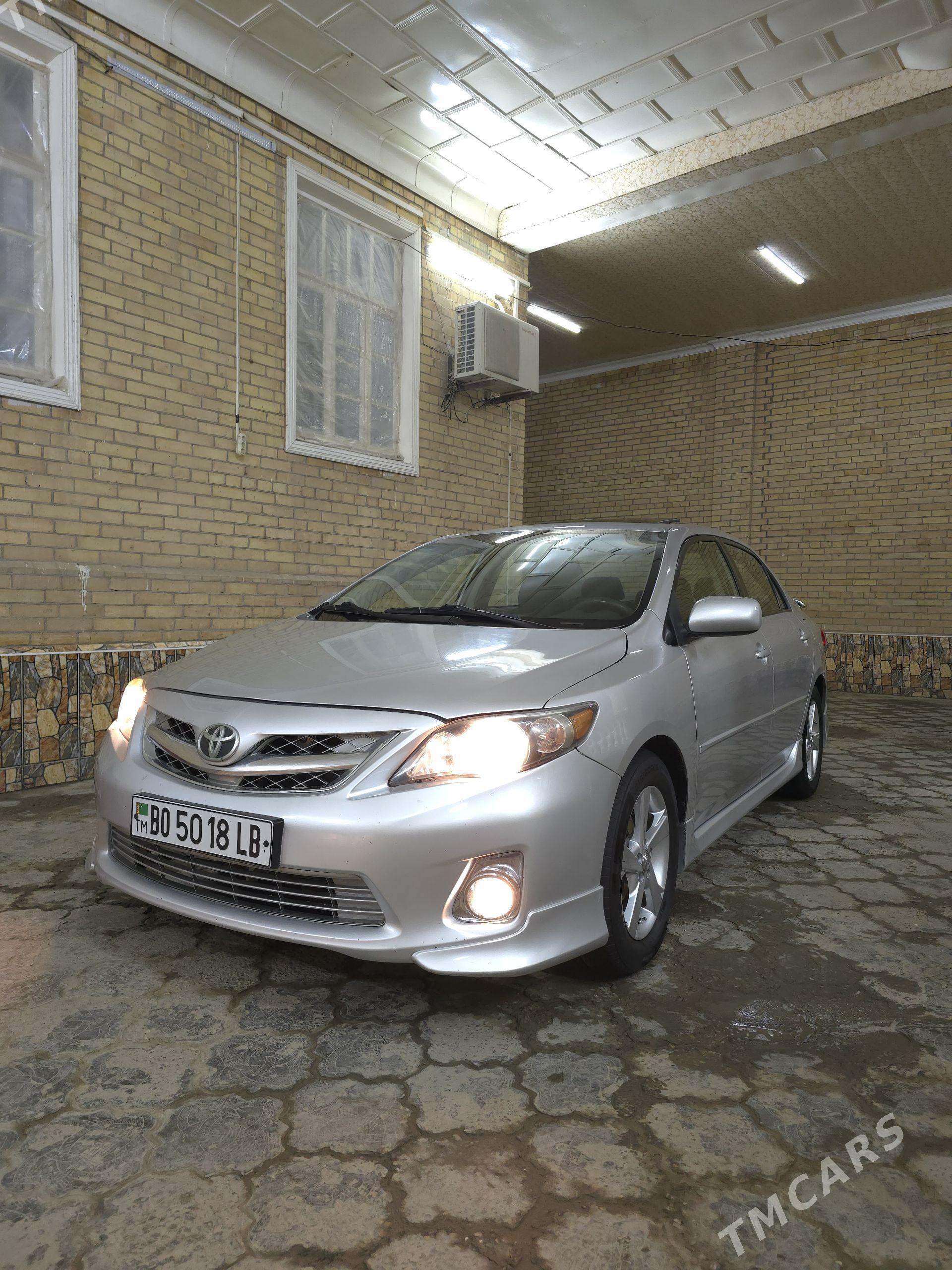 Toyota Corolla 2011 - 210 000 TMT - Туркменабат - img 1