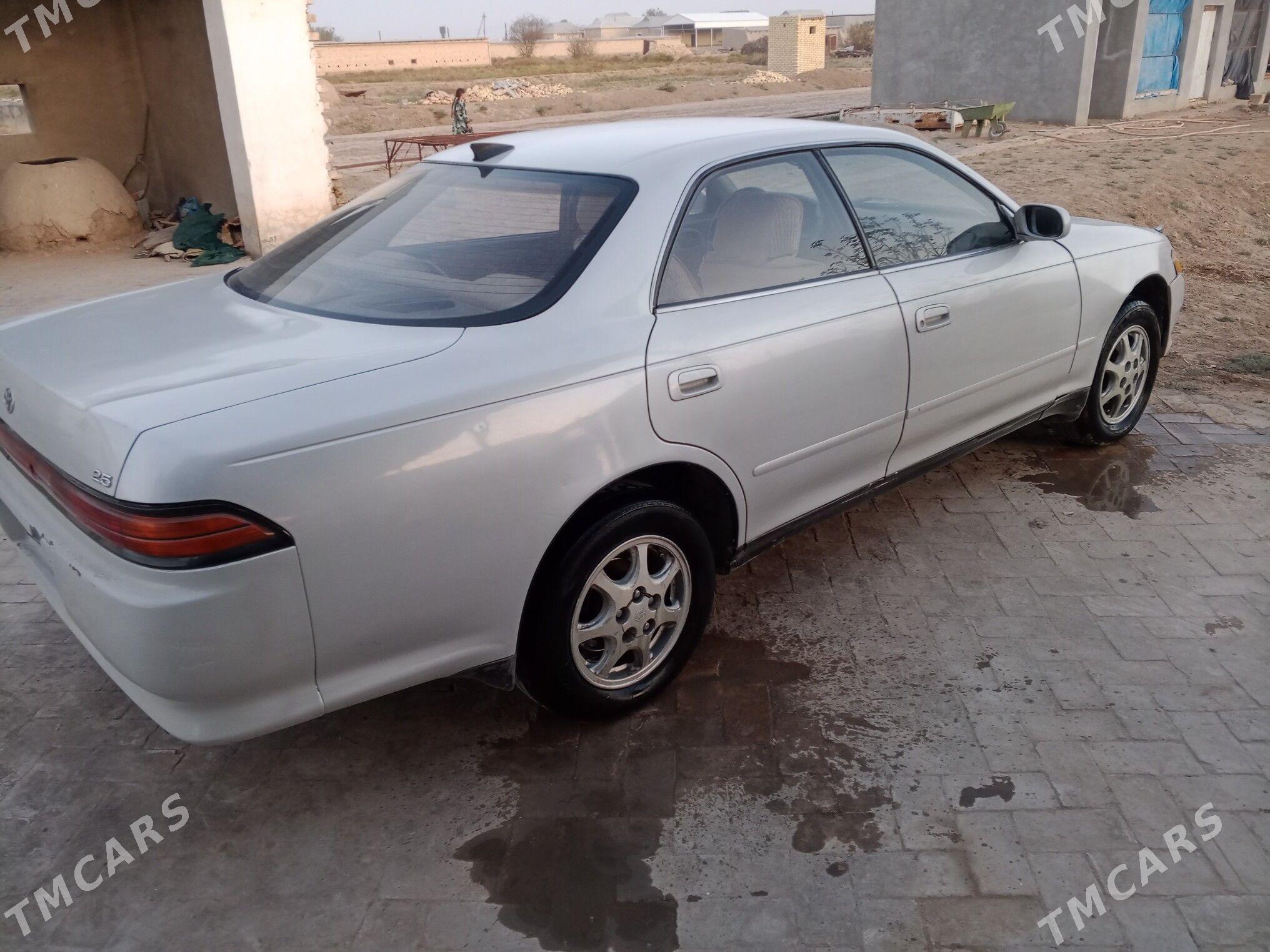 Toyota Mark II 1994 - 50 000 TMT - Байрамали - img 1