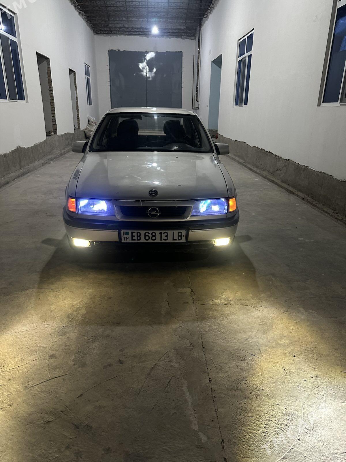 Opel Vectra 1991 - 50 000 TMT - Dänew - img 1