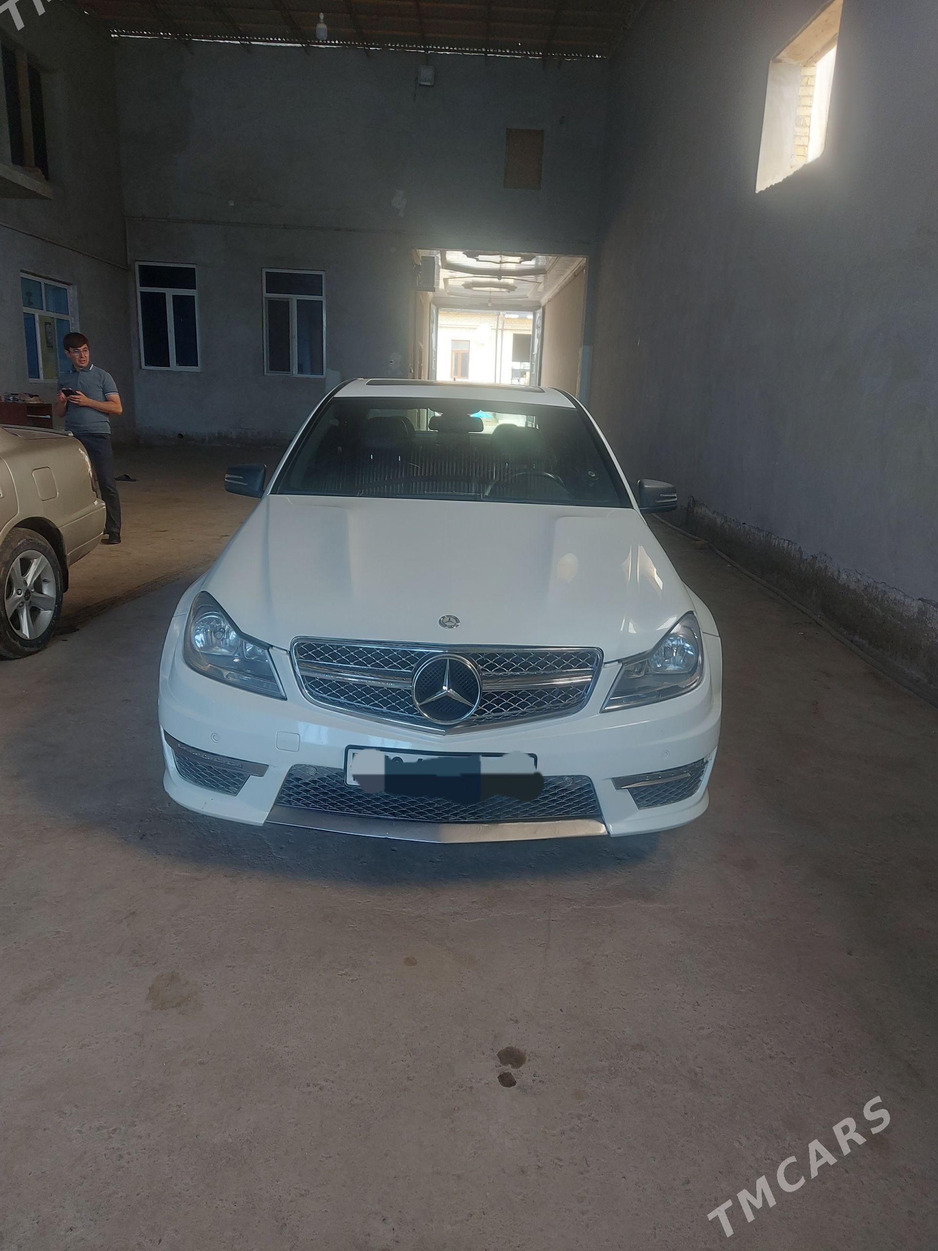 Mercedes-Benz 300-Class 1990 - 200 000 TMT - Туркменабат - img 1