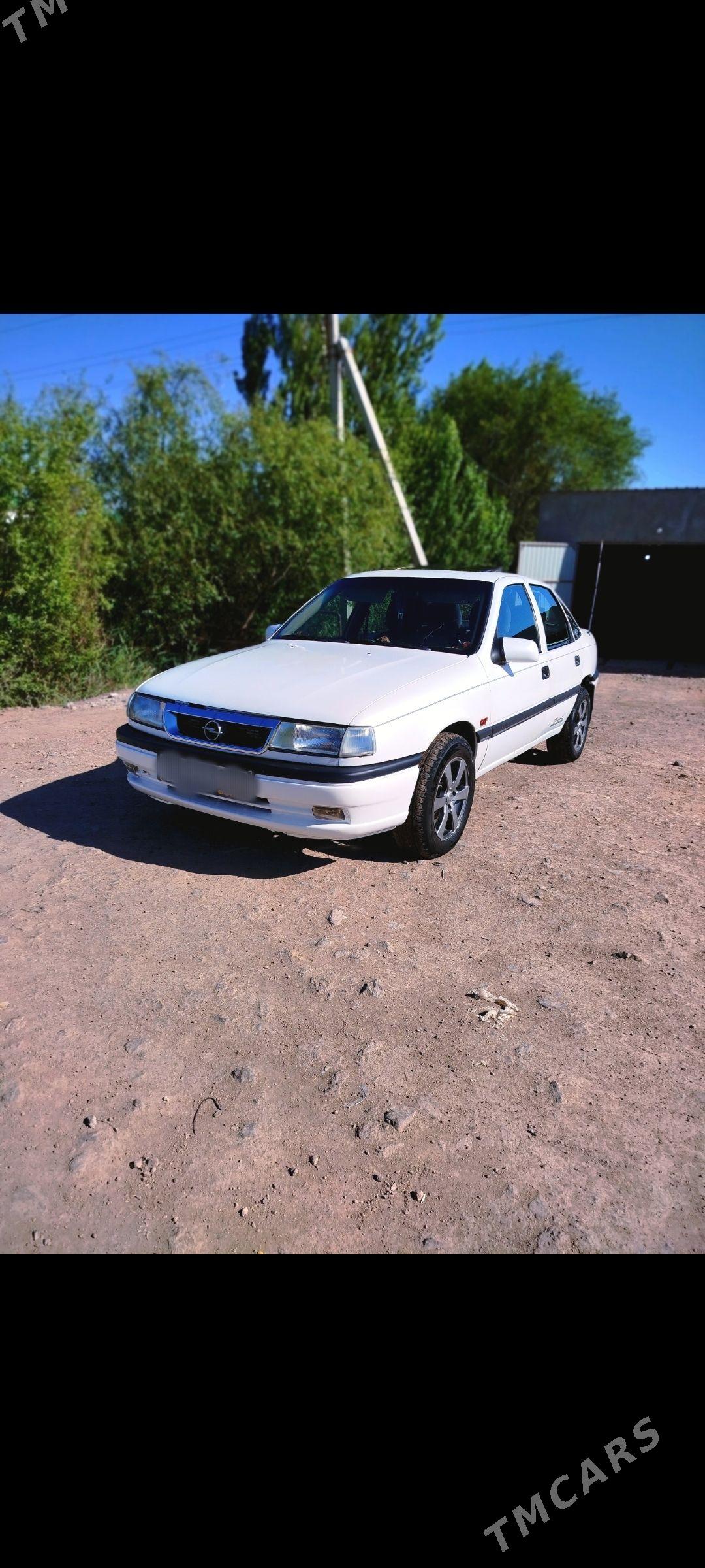 Opel Vectra 1995 - 65 000 TMT - Болдумсаз - img 1