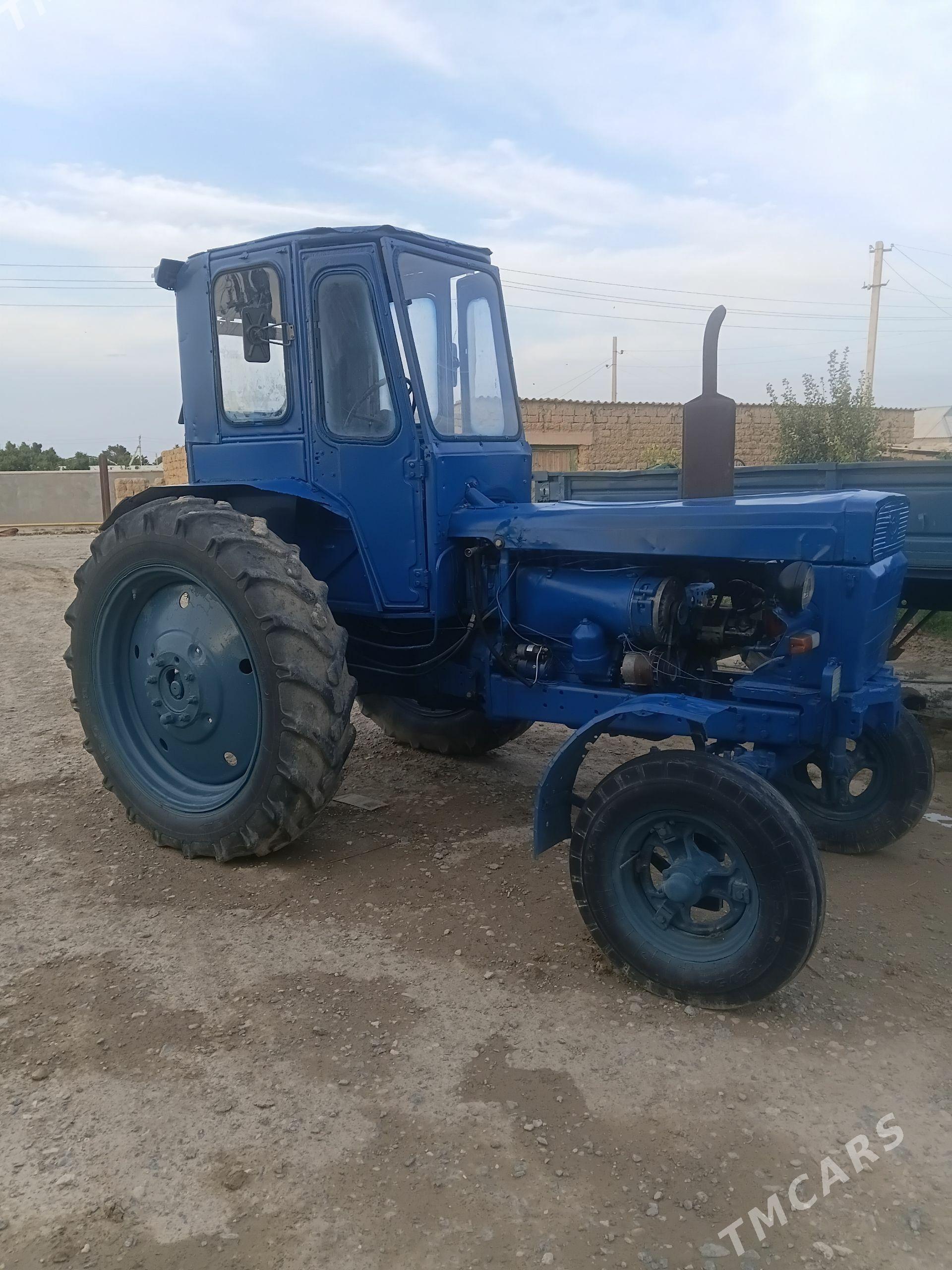 MTZ T-28 1980 - 40 000 TMT - Бахарден - img 1