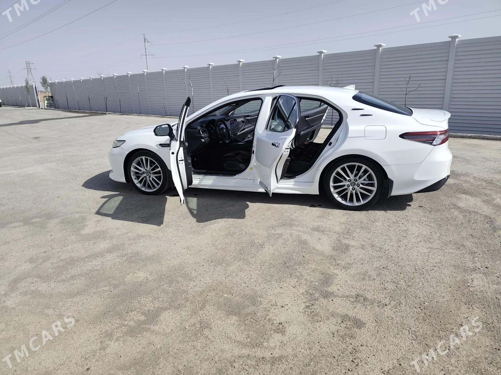 Toyota Camry 2018 - 345 000 TMT - Gyzylarbat - img 1