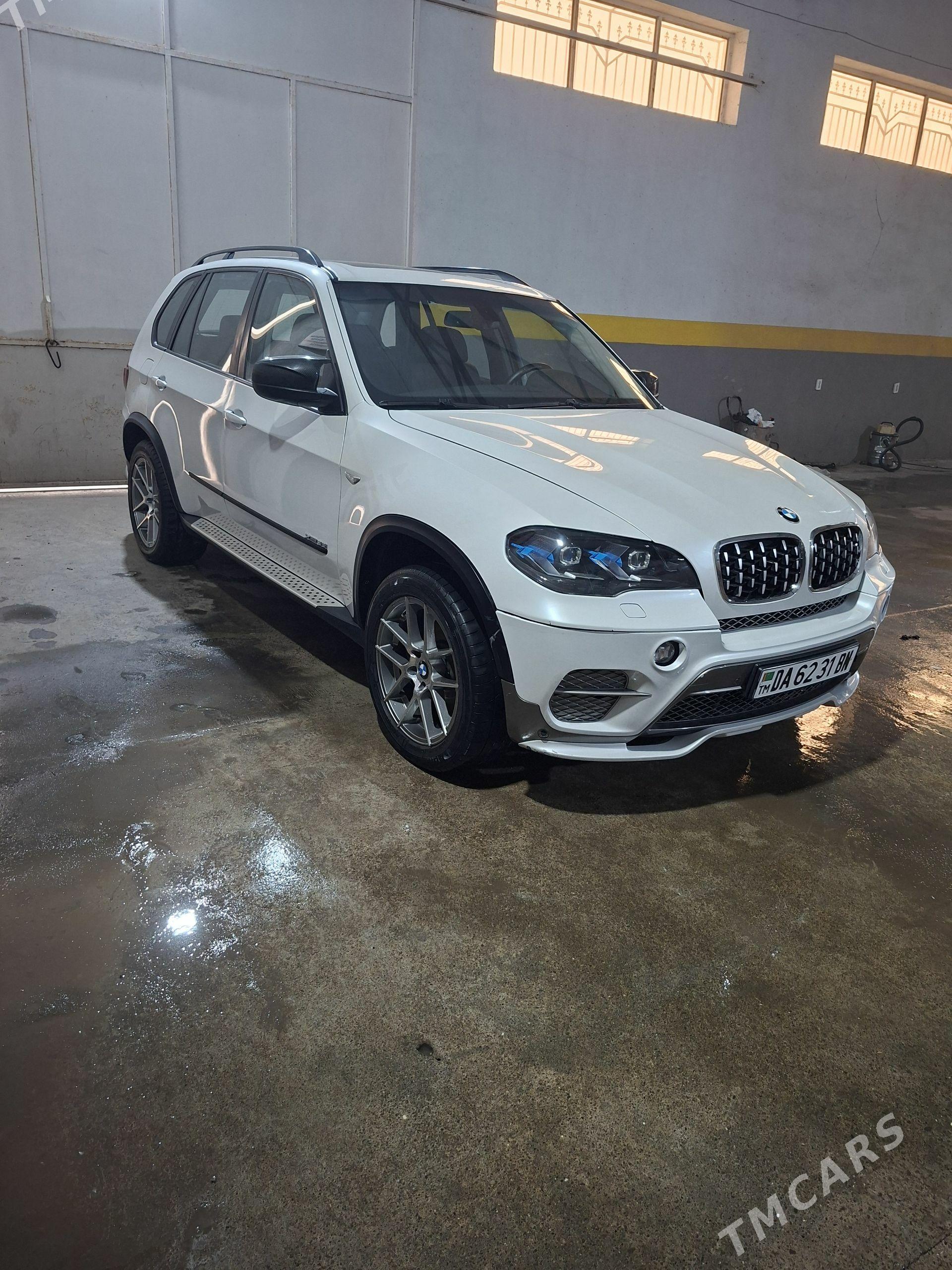 BMW X5 2010 - 260 000 TMT - Туркменабат - img 1