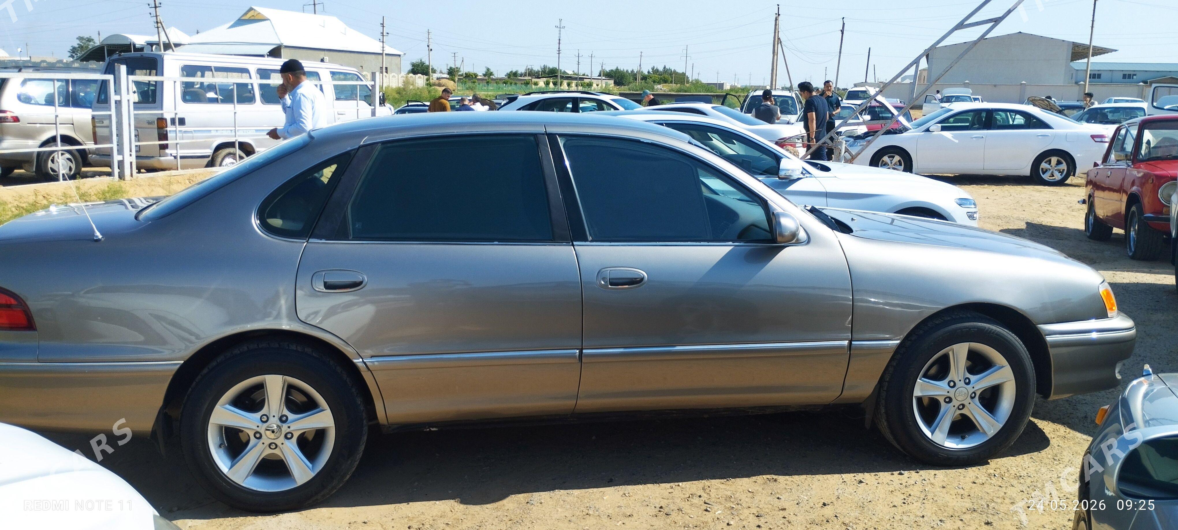 Toyota Avalon 1999 - 165 000 TMT - Байрамали - img 1