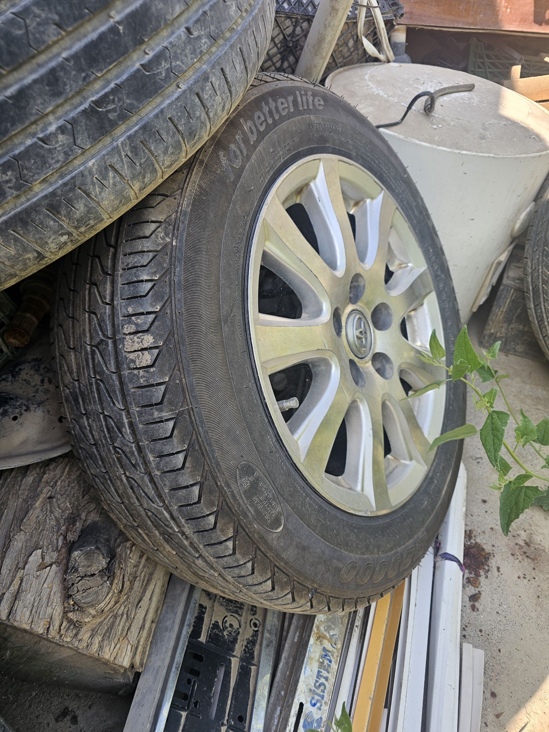 215.60.16 teker 2 400 TMT - Mary - img 1