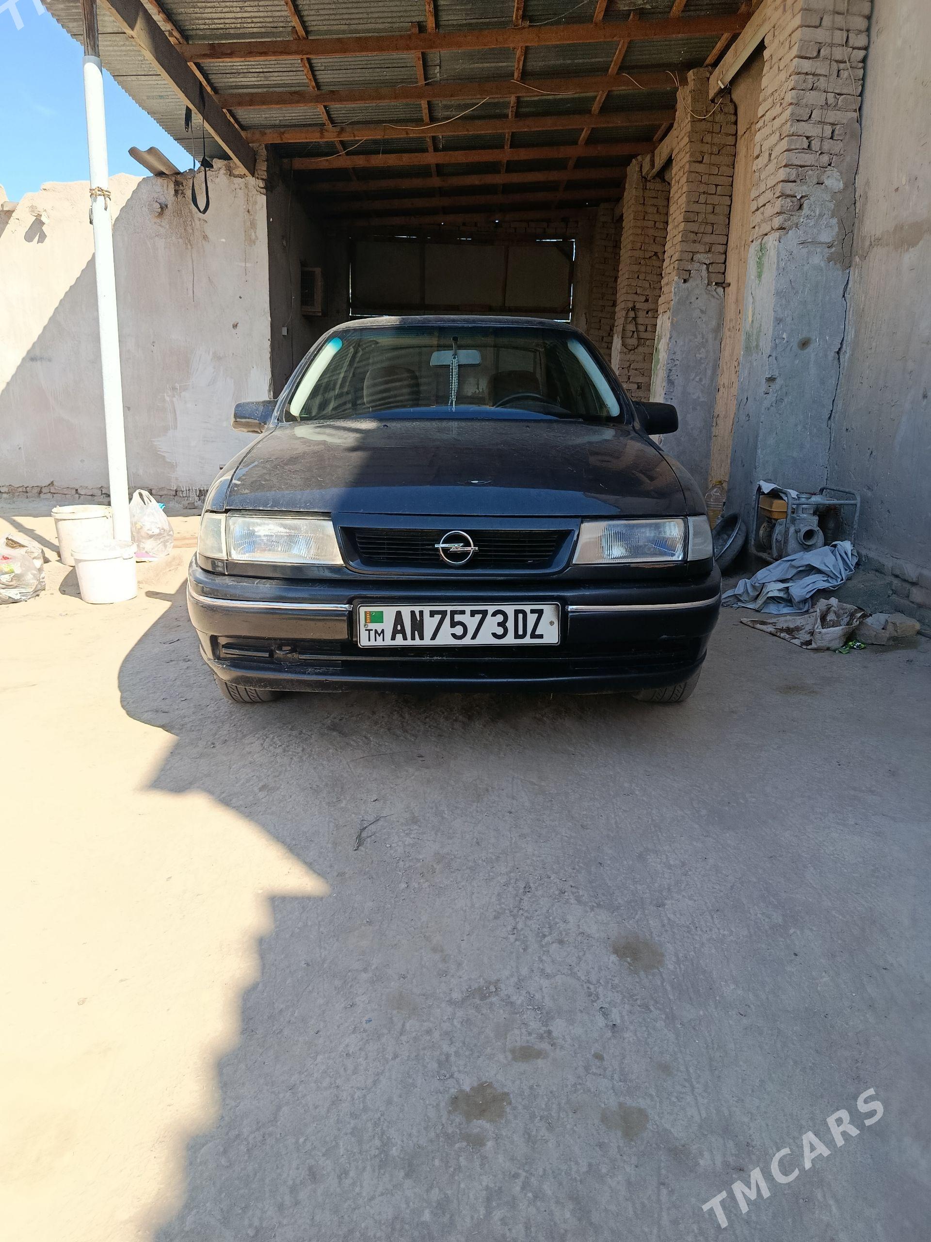 Opel Vectra 1994 - 33 000 TMT - Şabat etr. - img 1