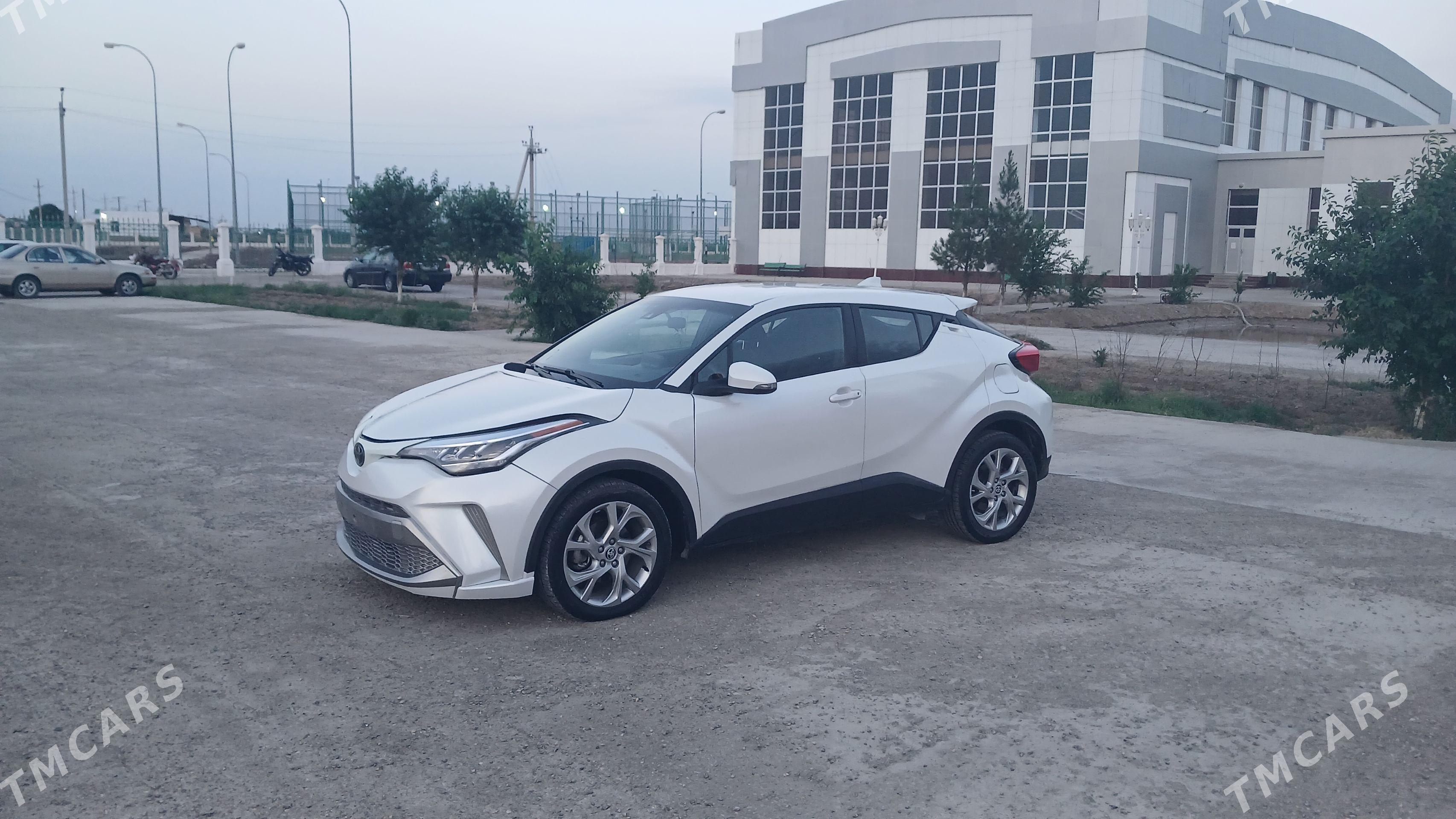 Toyota C-HR 2022 - 320 000 TMT - Дянев - img 1