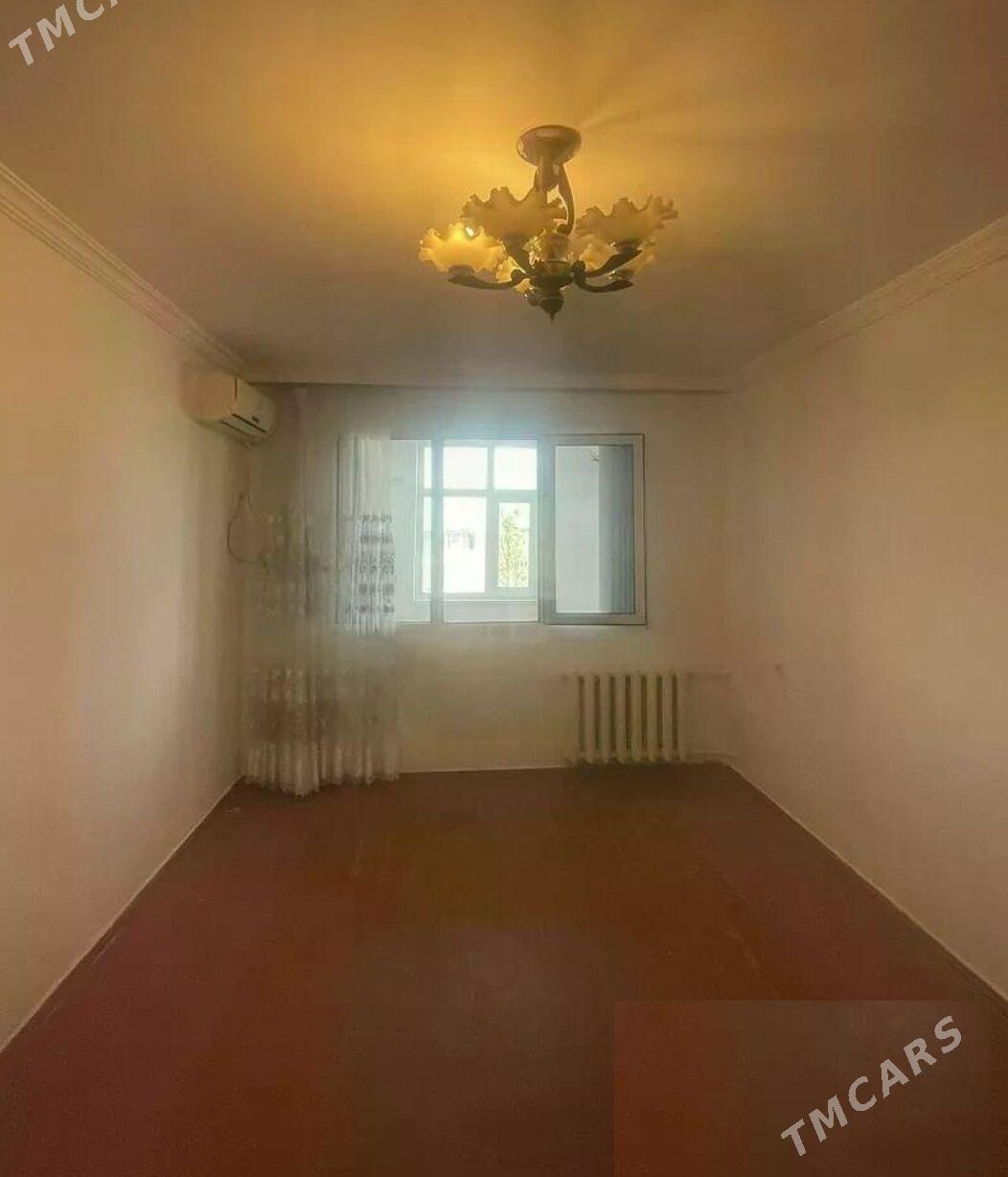 (3447)-3MKR 1-KOMNAT 4-ETAJ JENNET BAZAR - 3 мкр - img 1