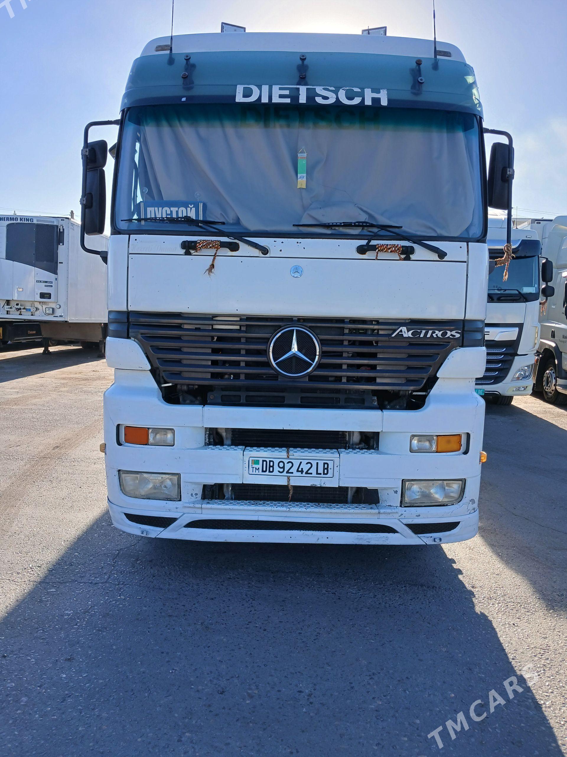 Mercedes-Benz ACTROS 3331 1998 - 500 000 TMT - Керки - img 1