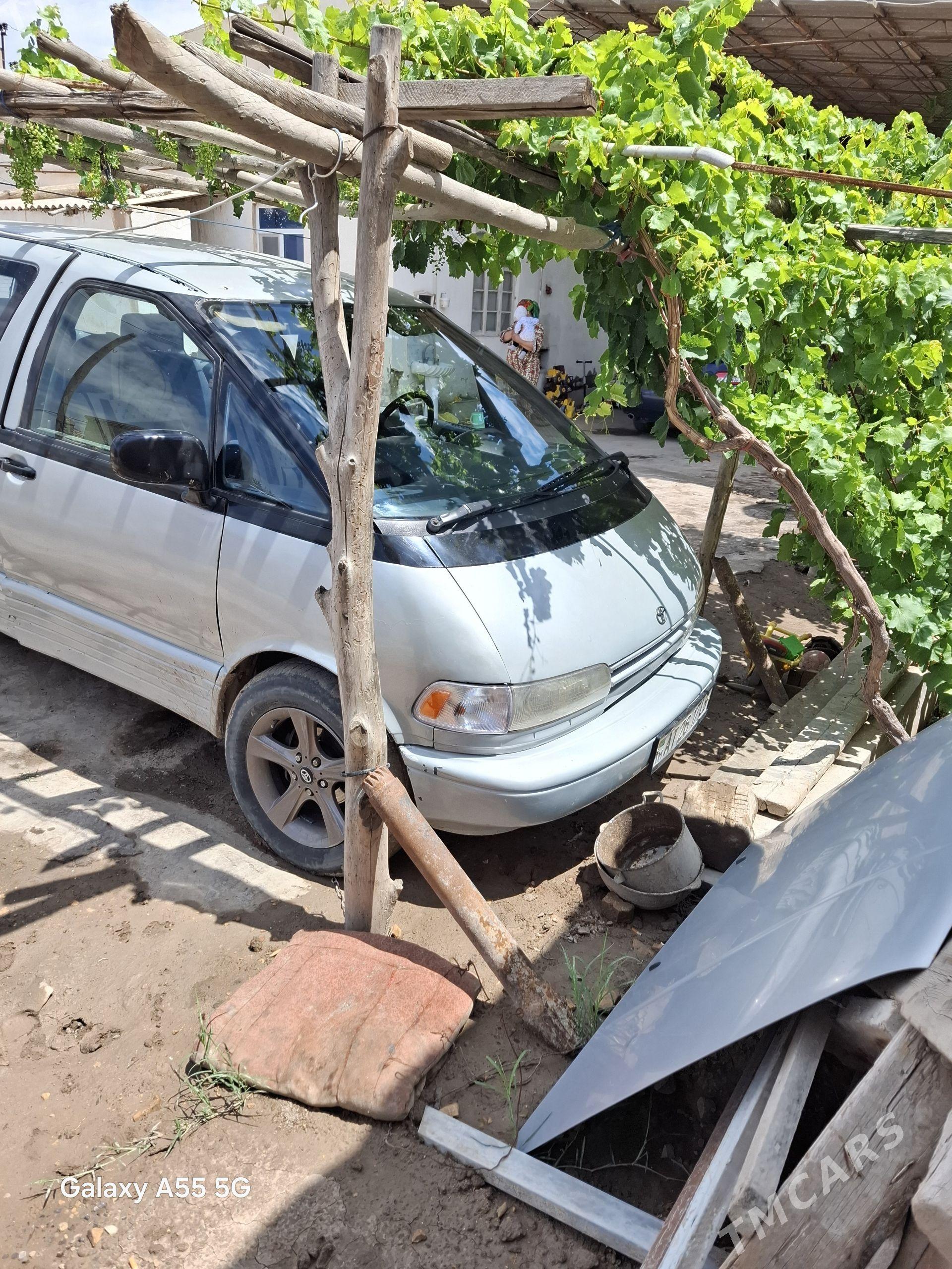 Toyota Previa 1991 - 70 000 TMT - Дянев - img 1