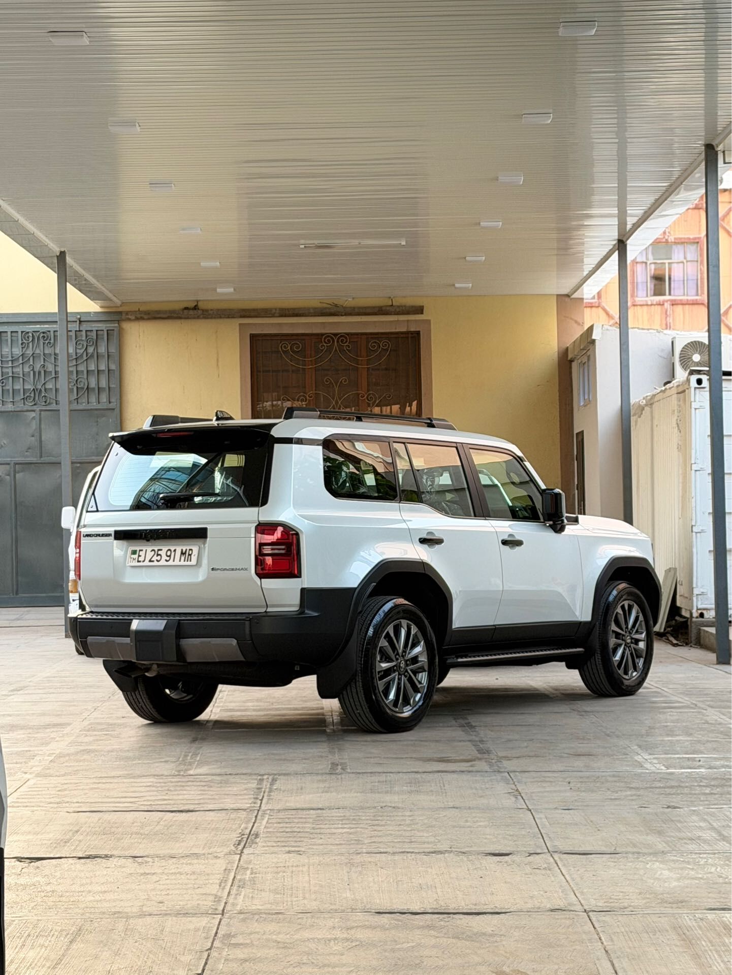 Toyota Land Cruiser Prado 2026 - 1 300 000 TMT - Mary - img 1