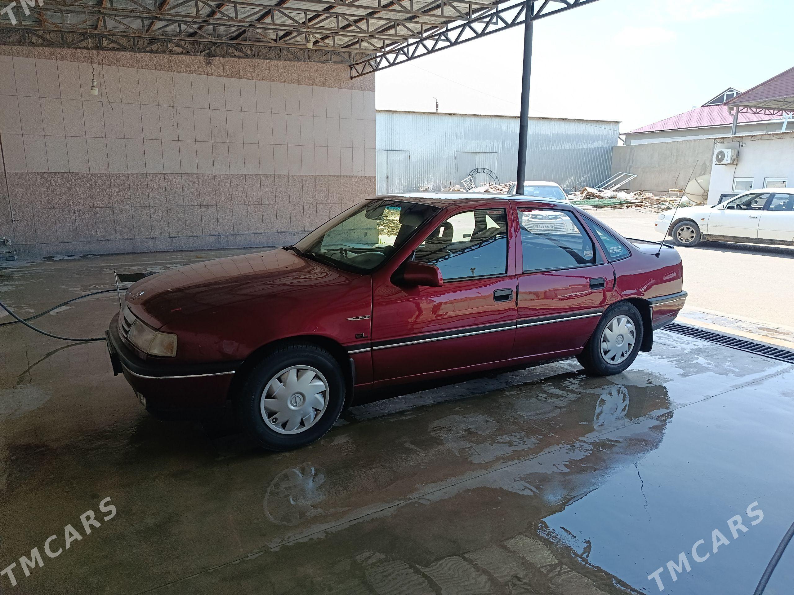 Opel Vectra 1992 - 48 000 TMT - Мары - img 1