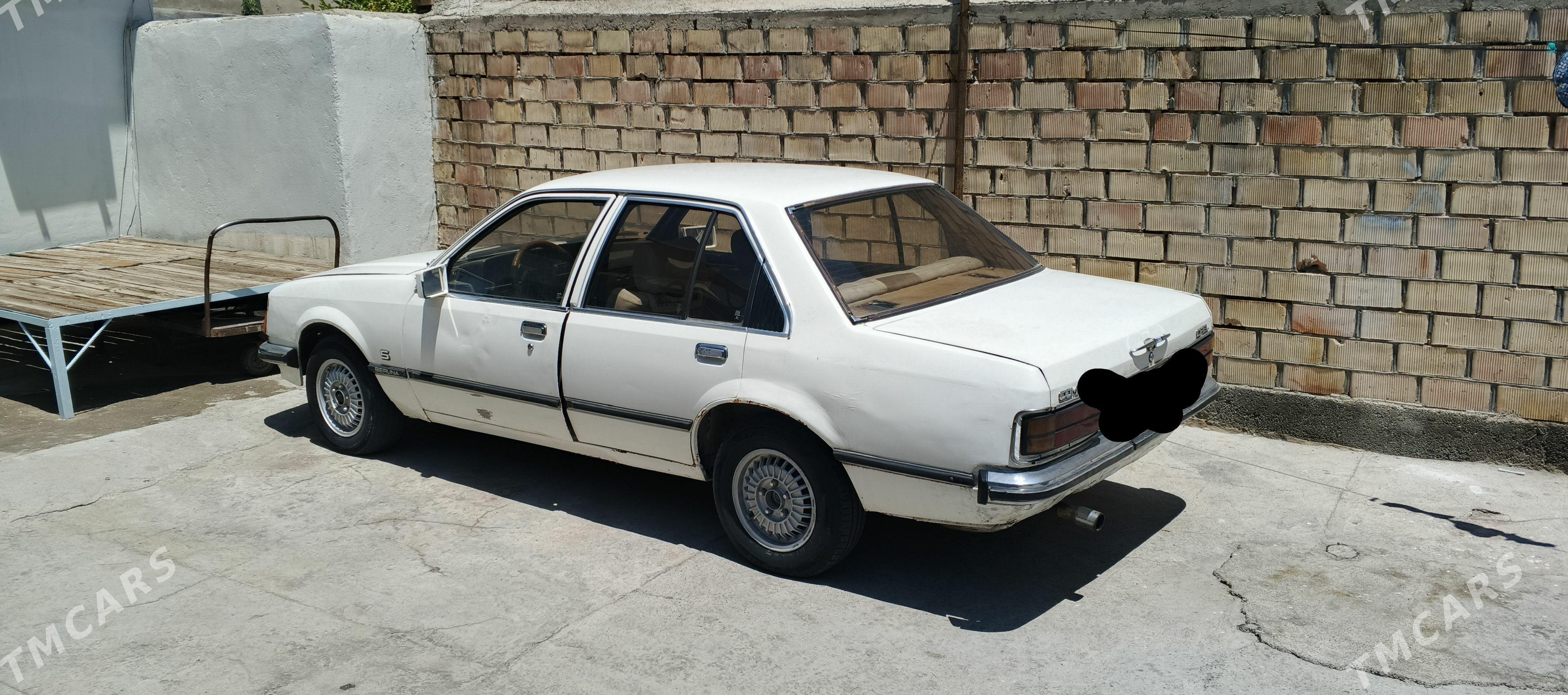 Opel Omega 1986 - 15 000 TMT - Hitrowka - img 1