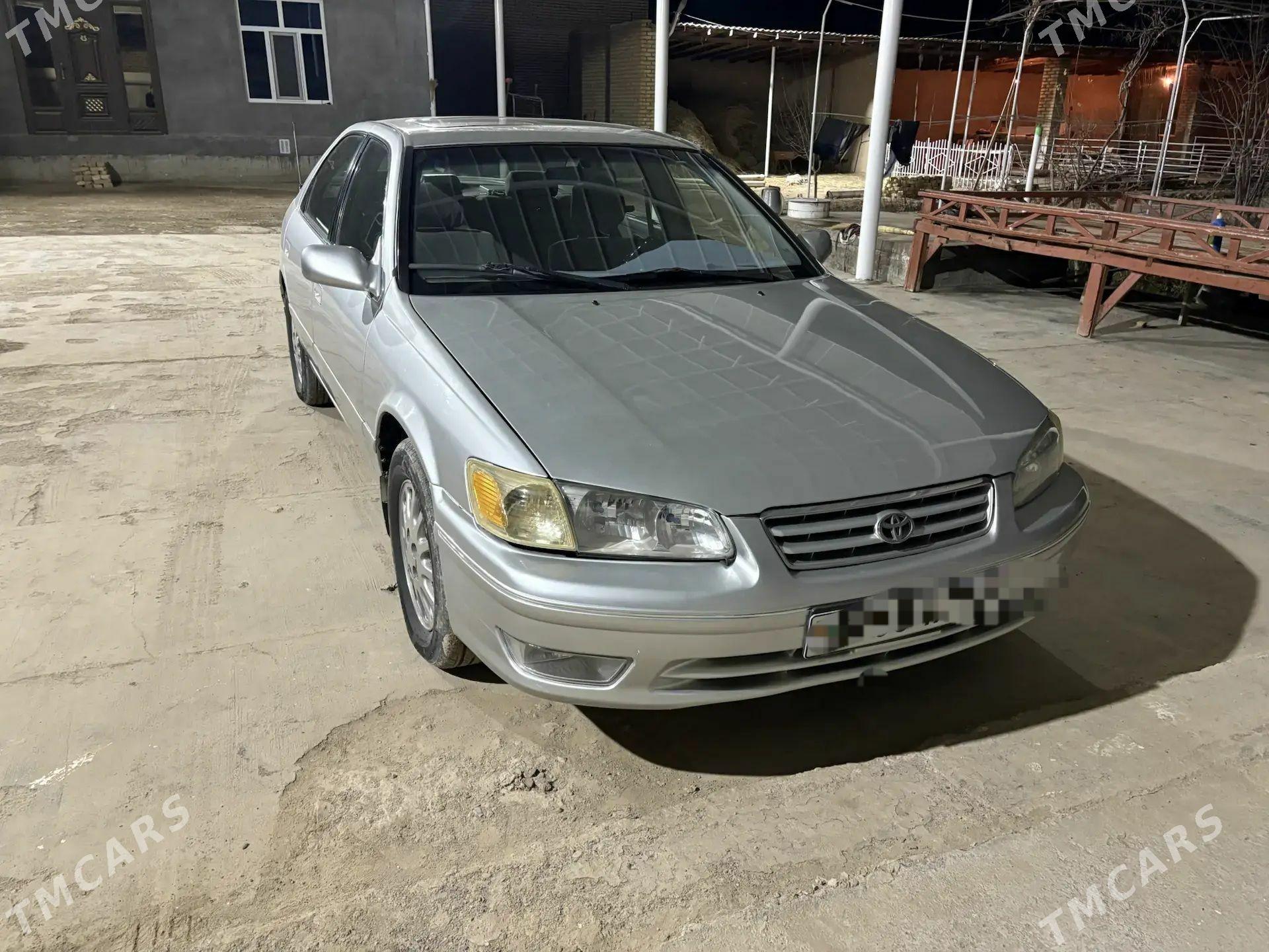 Toyota Camry 2000 - 135 000 TMT - Murgap - img 1