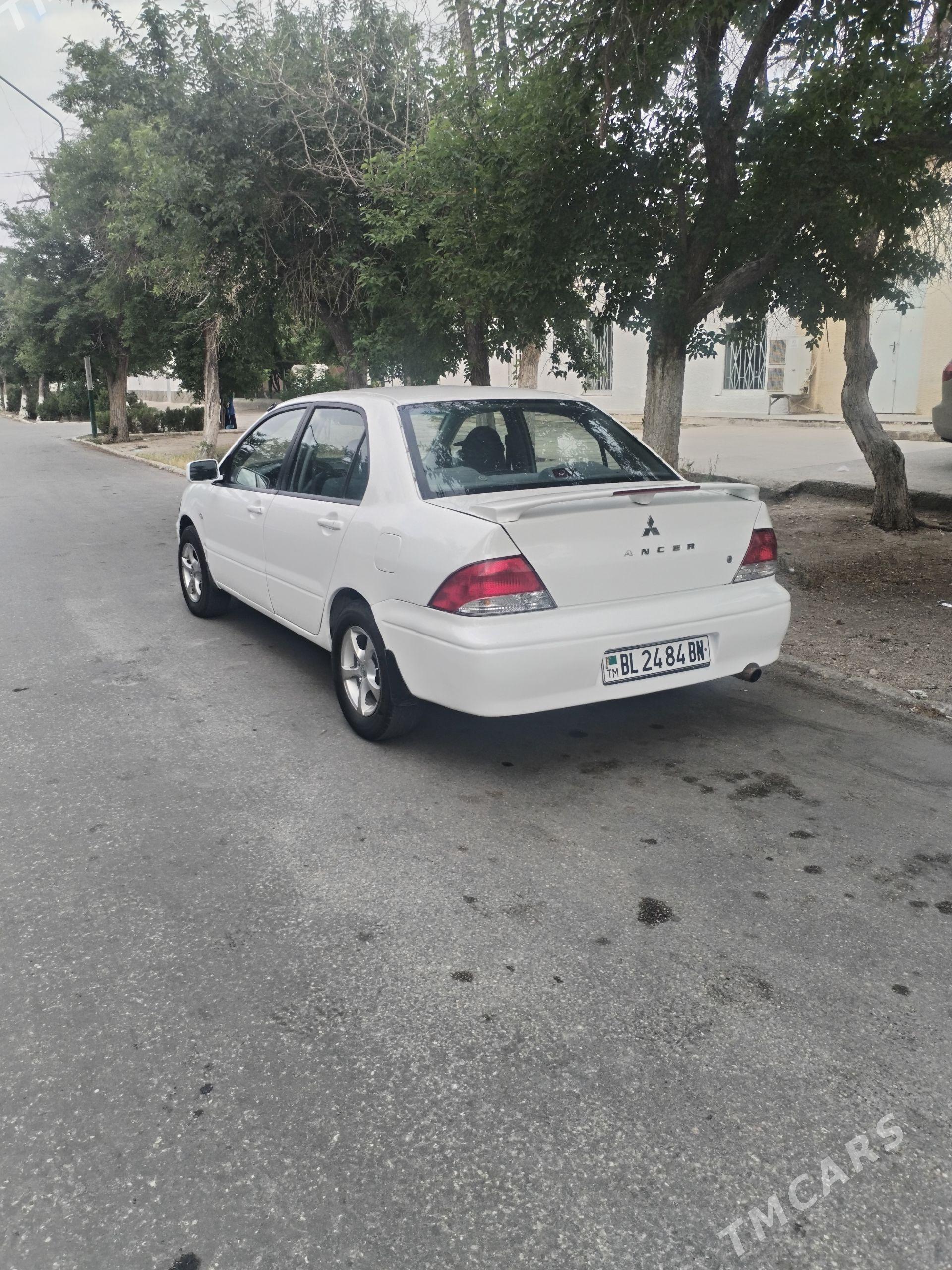 Mitsubishi Lancer 2002 - 69 000 TMT - Balkanabat - img 1