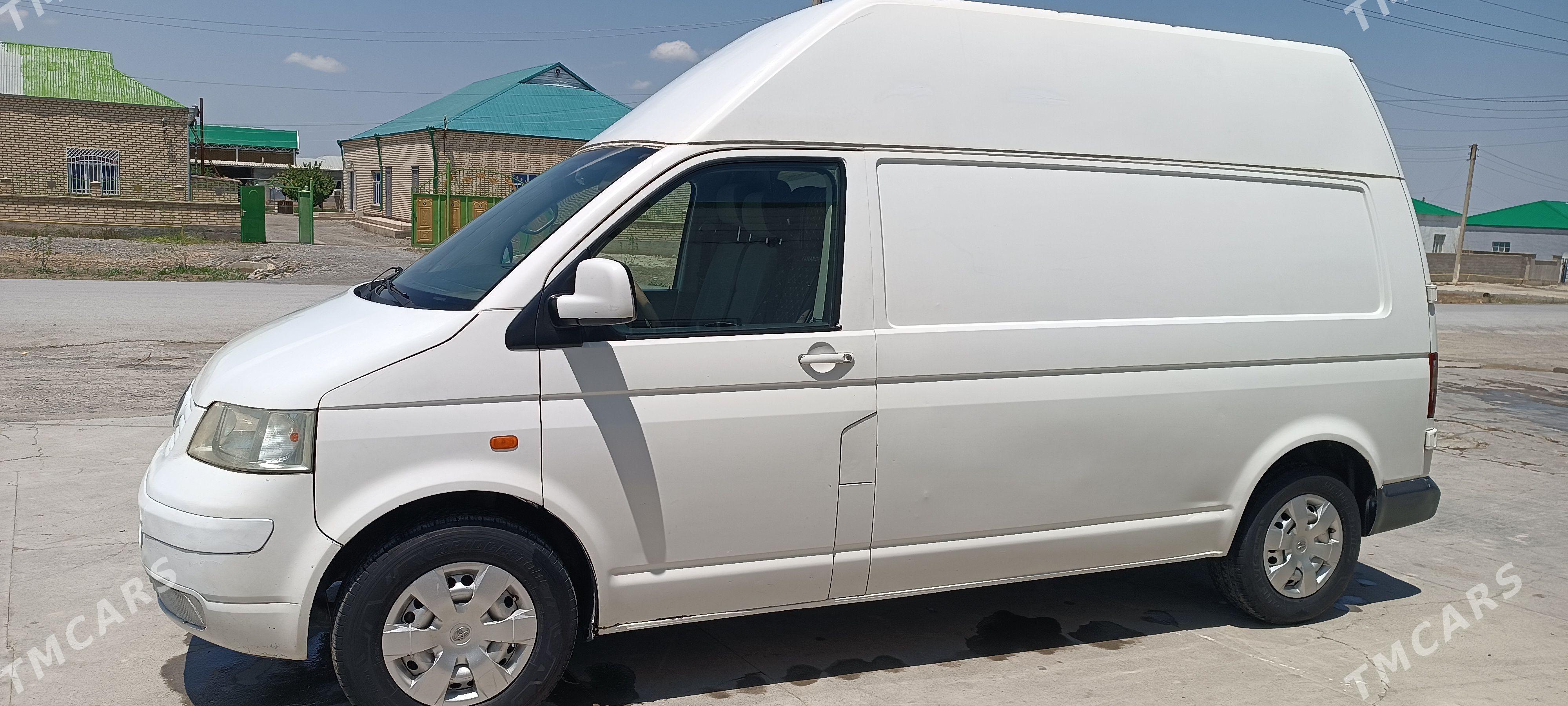 Volkswagen Transporter 2004 - 123 000 TMT - Бахарден - img 1