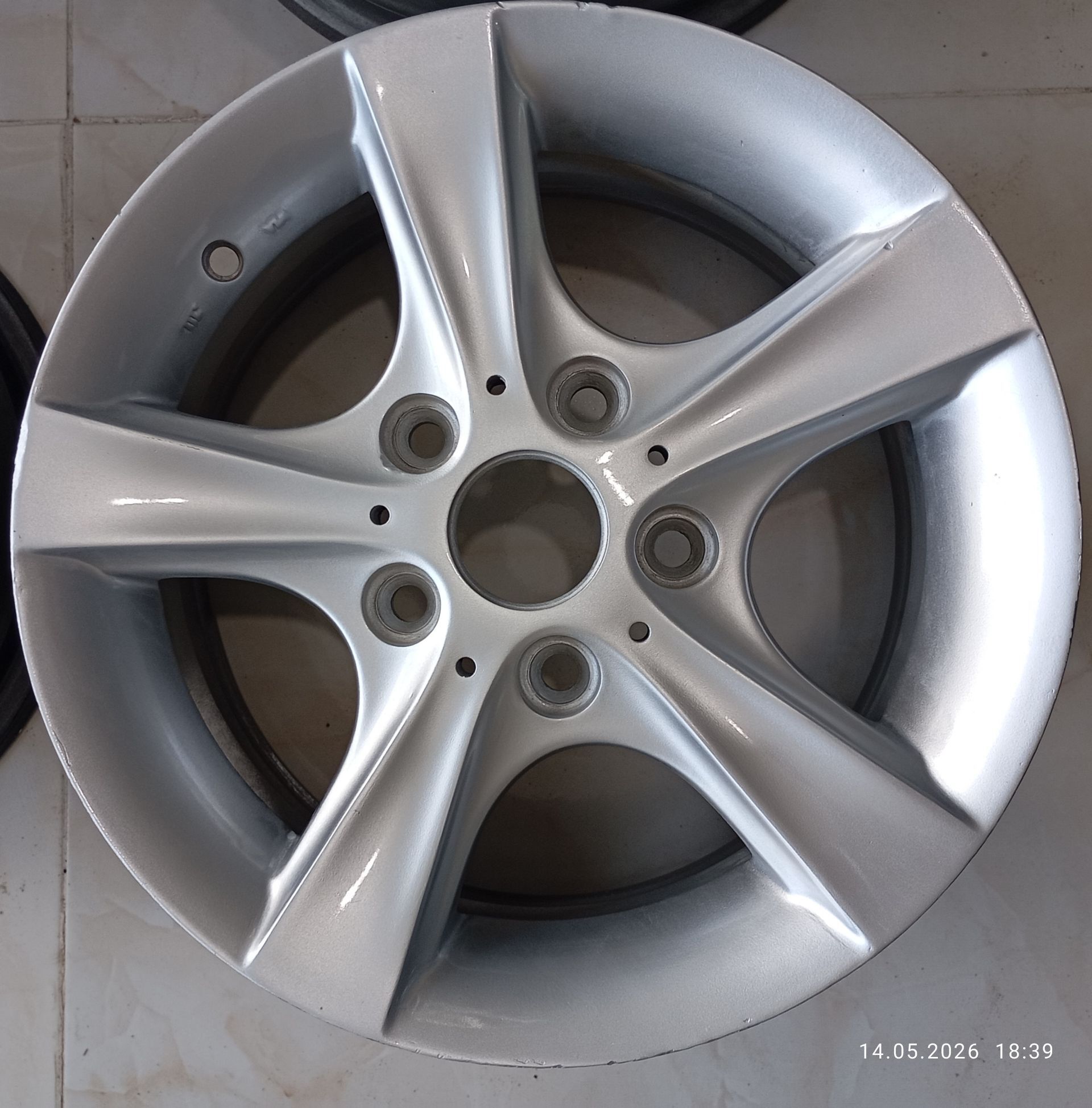 14 Toyota diska 1 600 TMT - Çärjew - img 1