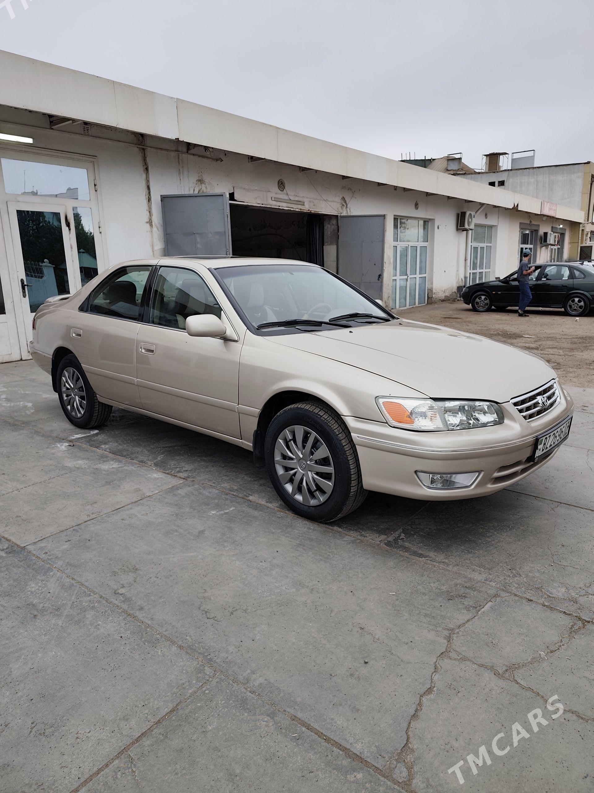 Toyota Camry 2001 - 145 000 TMT - Дашогуз - img 1