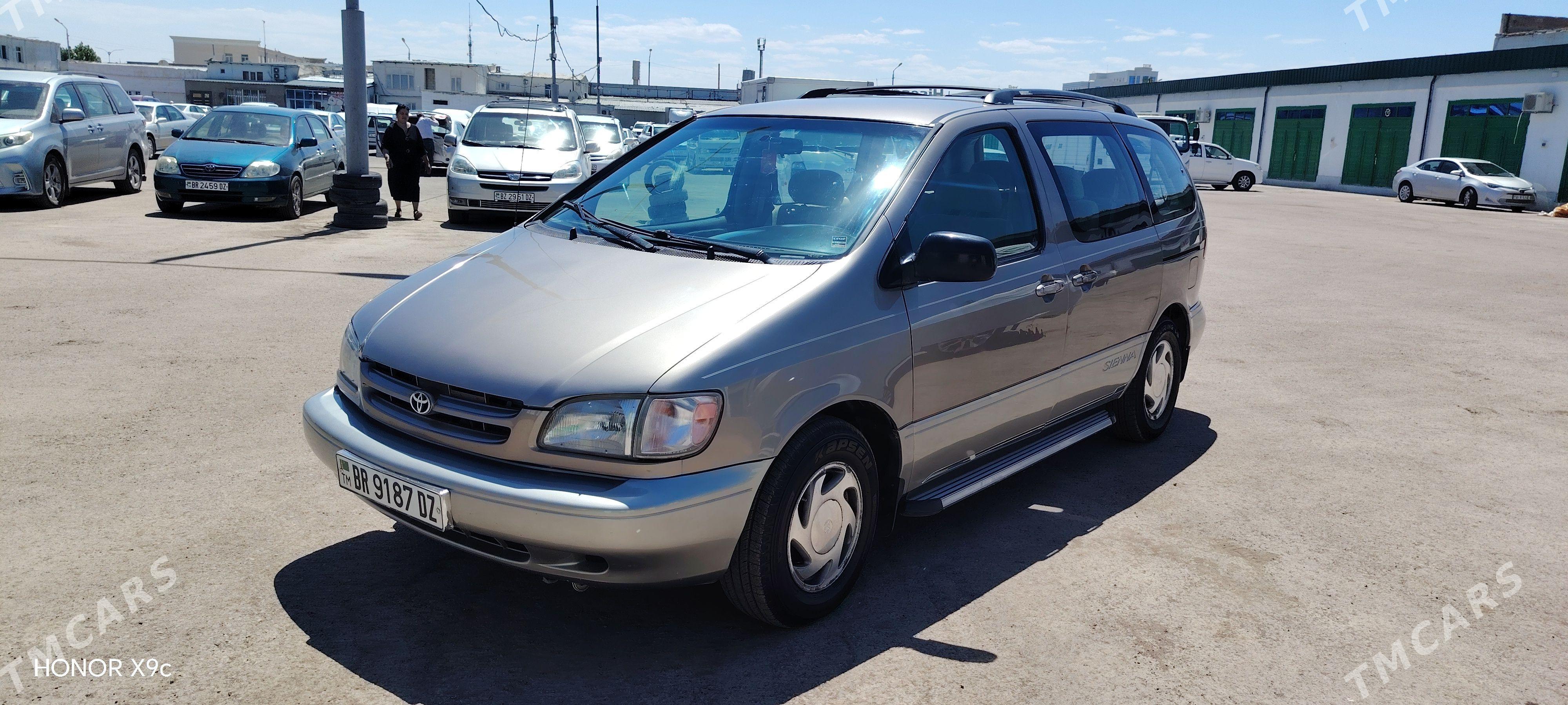 Toyota Sienna 1999 - 195 000 TMT - Дашогуз - img 1
