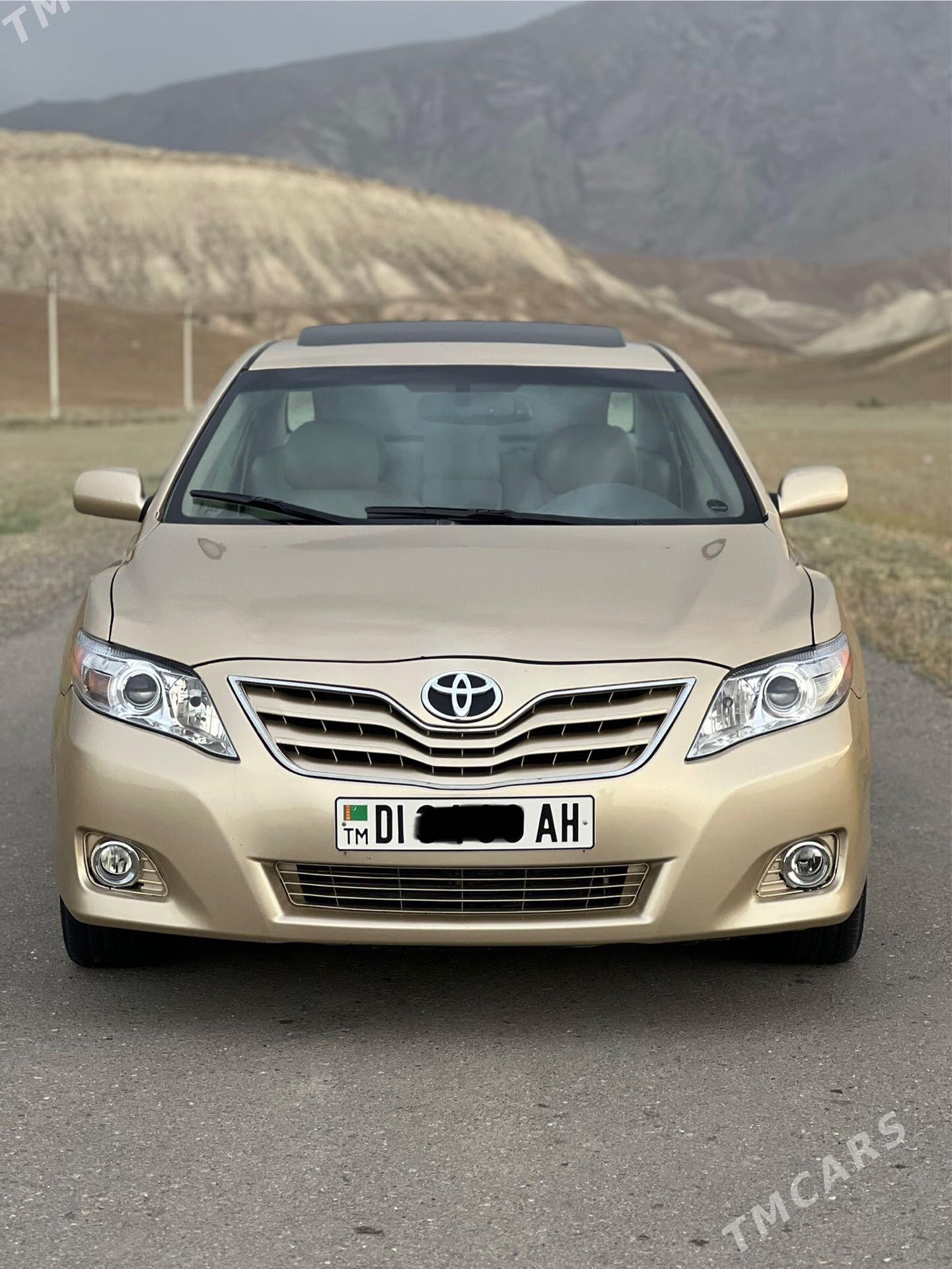 Toyota Camry 2011 - 199 999 TMT - Бахарден - img 1