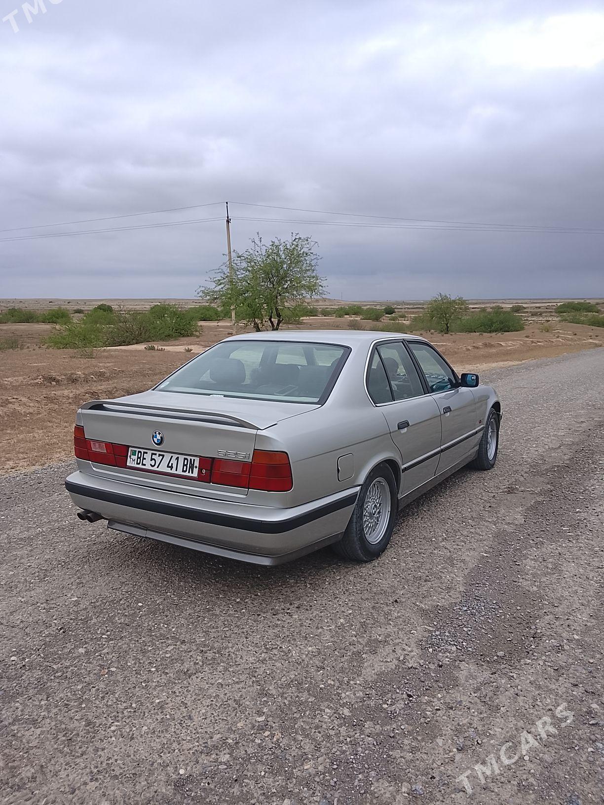 BMW 525 1993 - 75 000 TMT - Etrek - img 1