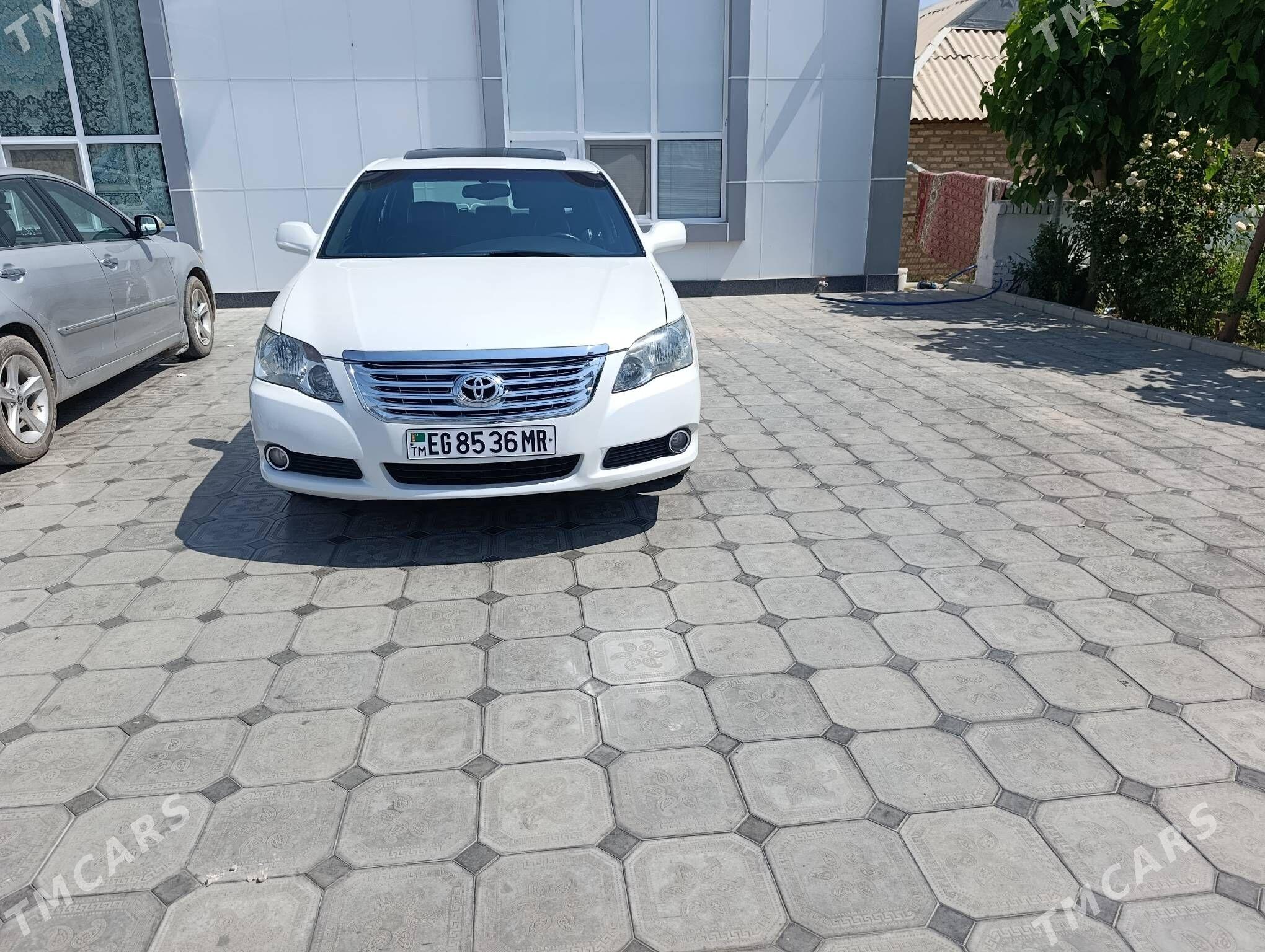 Toyota Avalon 2005 - 220 000 TMT - Мары - img 1