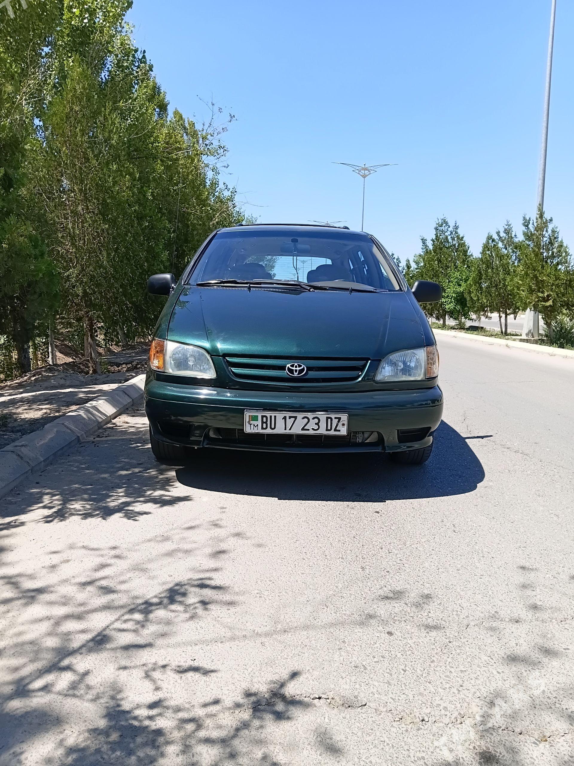 Toyota Sienna 2002 - 175 000 TMT - Дашогуз - img 1