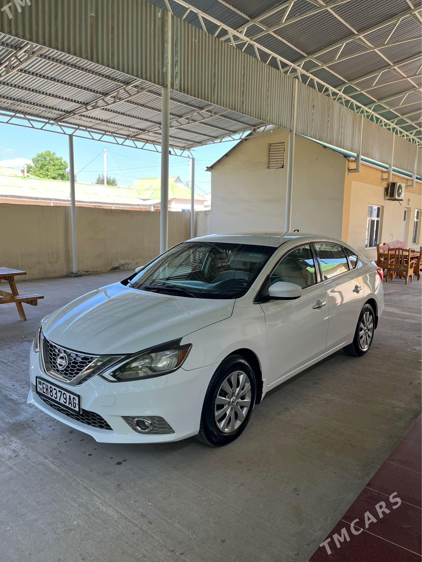 Nissan Sentra 2017 - 165 000 TMT - Бузмеин - img 1