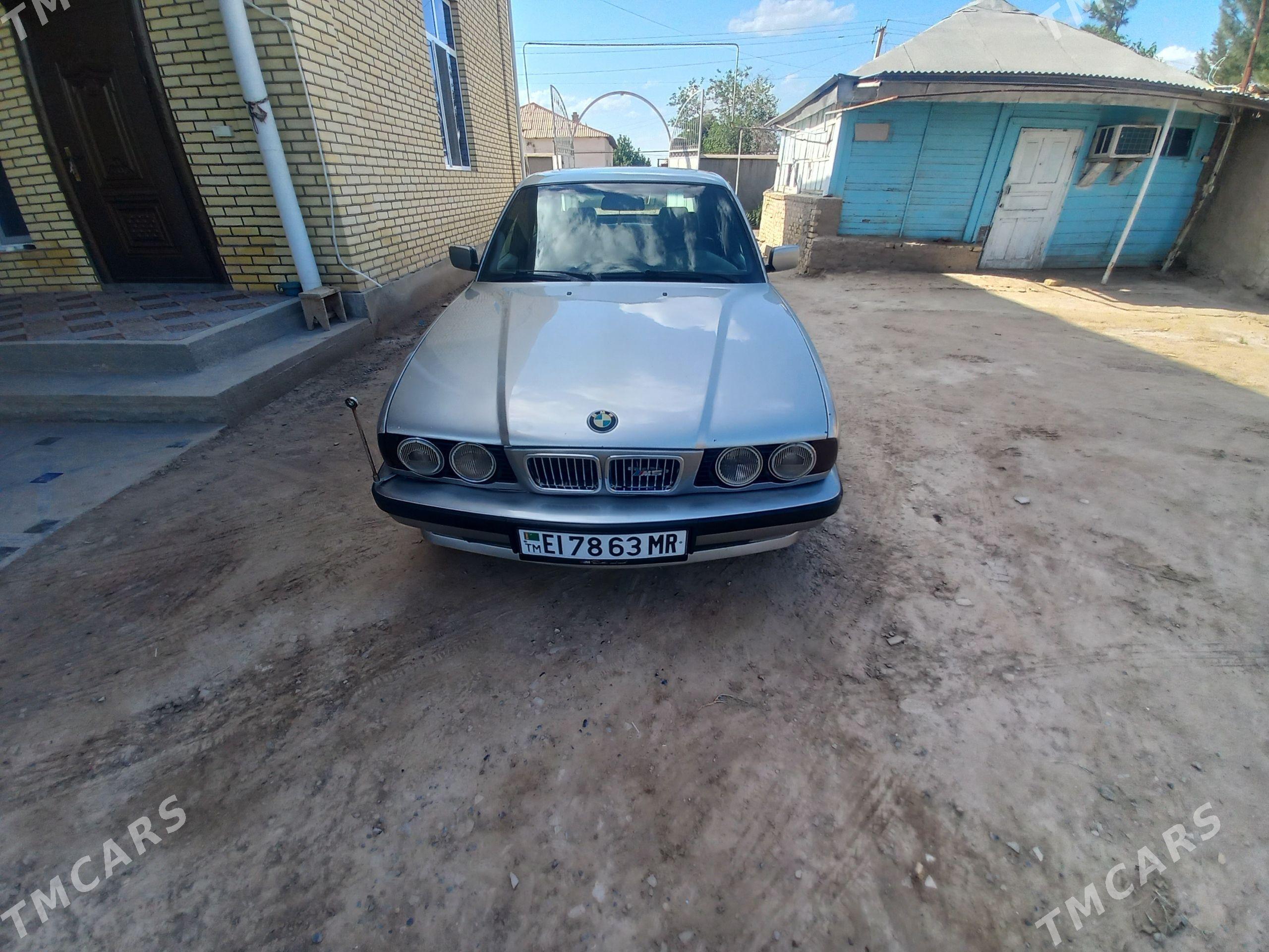 BMW 525 1992 - 93 000 TMT - Мары - img 1