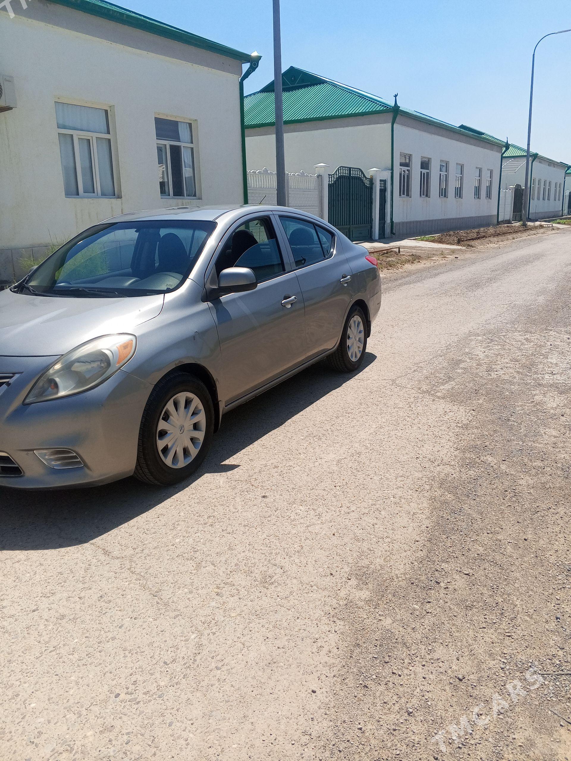 Nissan Versa 2012 - 105 000 TMT - Baýramaly - img 1