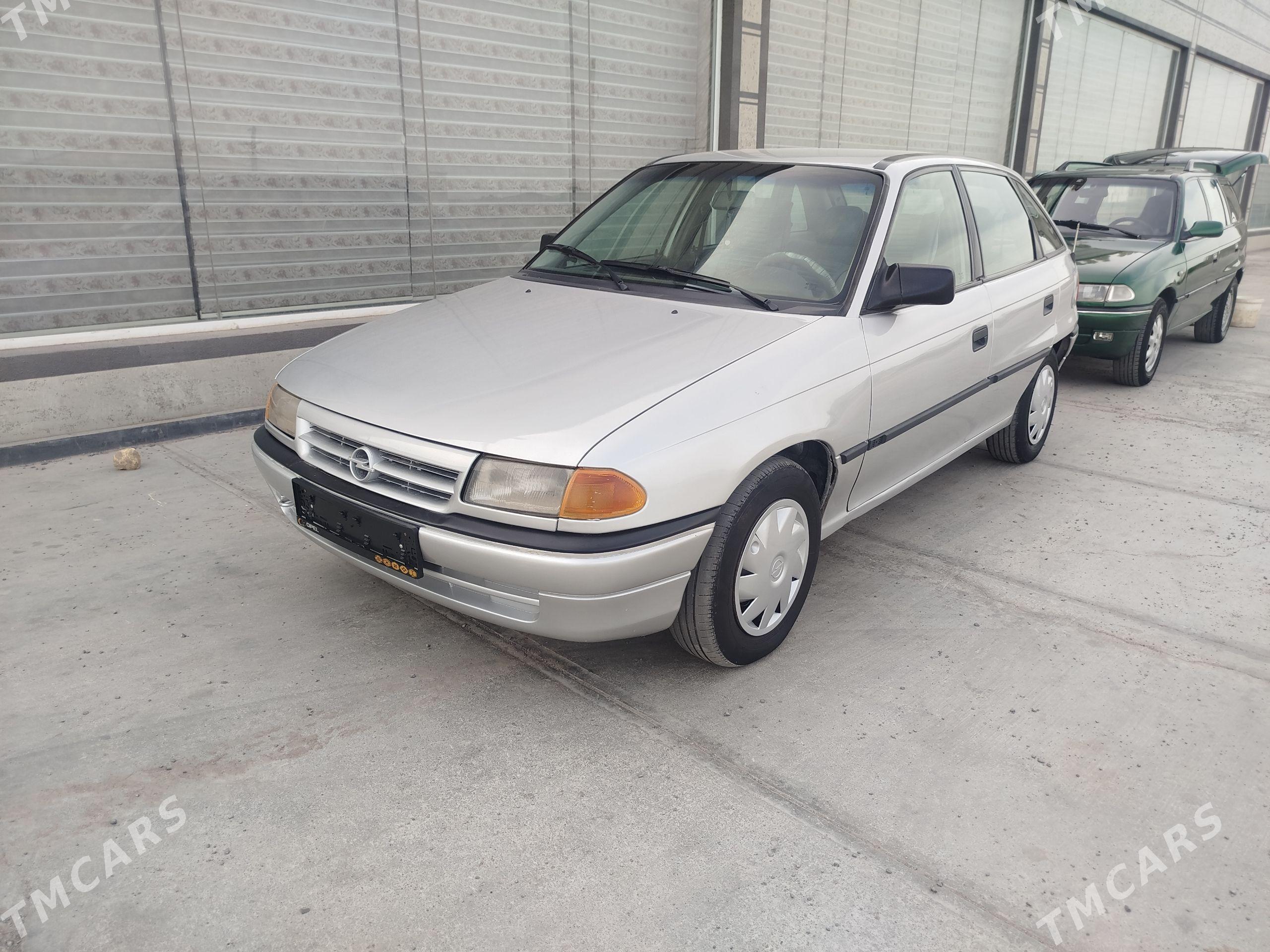 Opel Astra 1994 - 40 000 TMT - Шабатский этрап - img 1