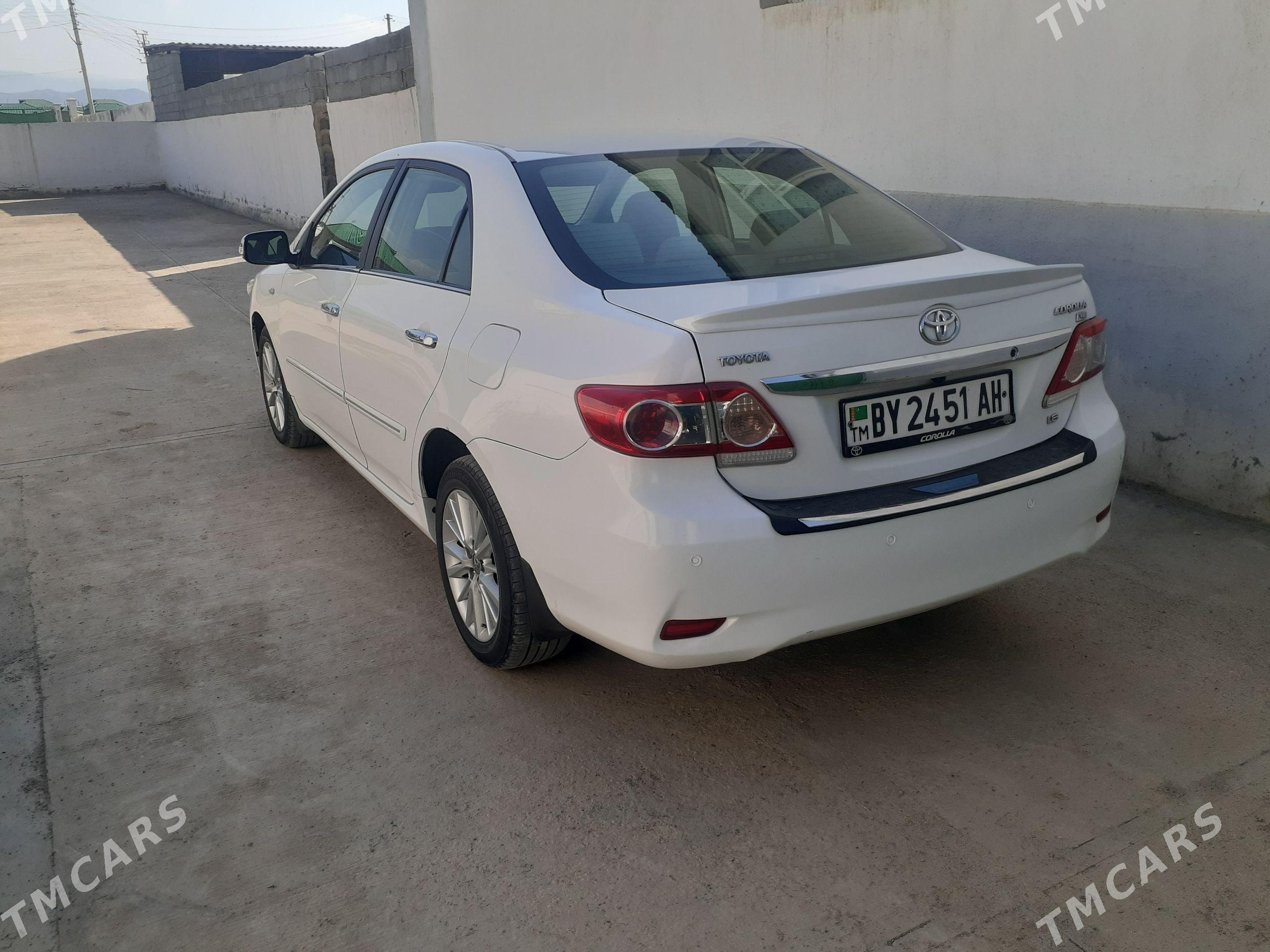 Toyota Corolla 2011 - 193 000 TMT - Гёкдепе - img 1