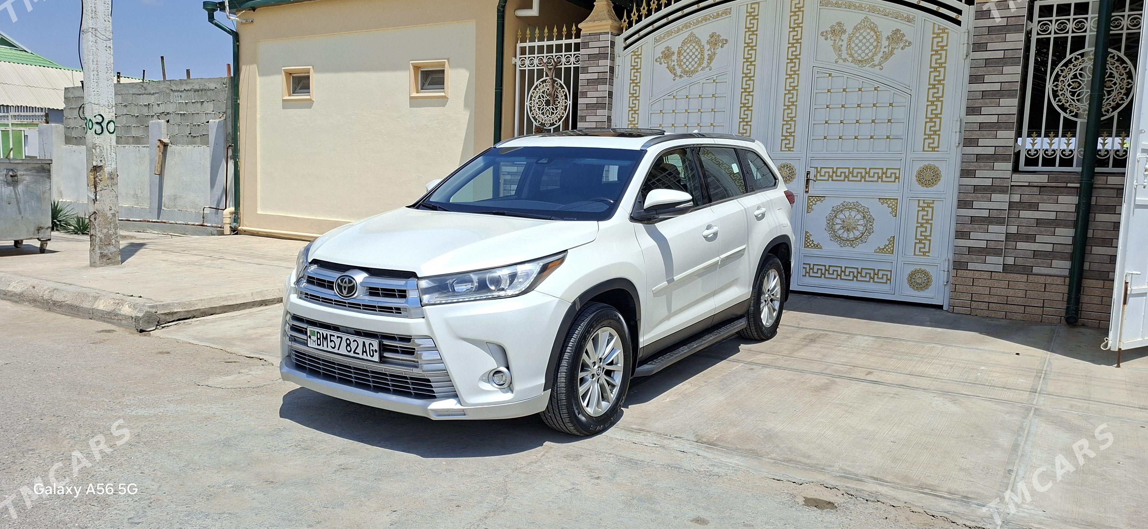 Toyota Highlander 2019 - 485 000 TMT - Ашхабад - img 1