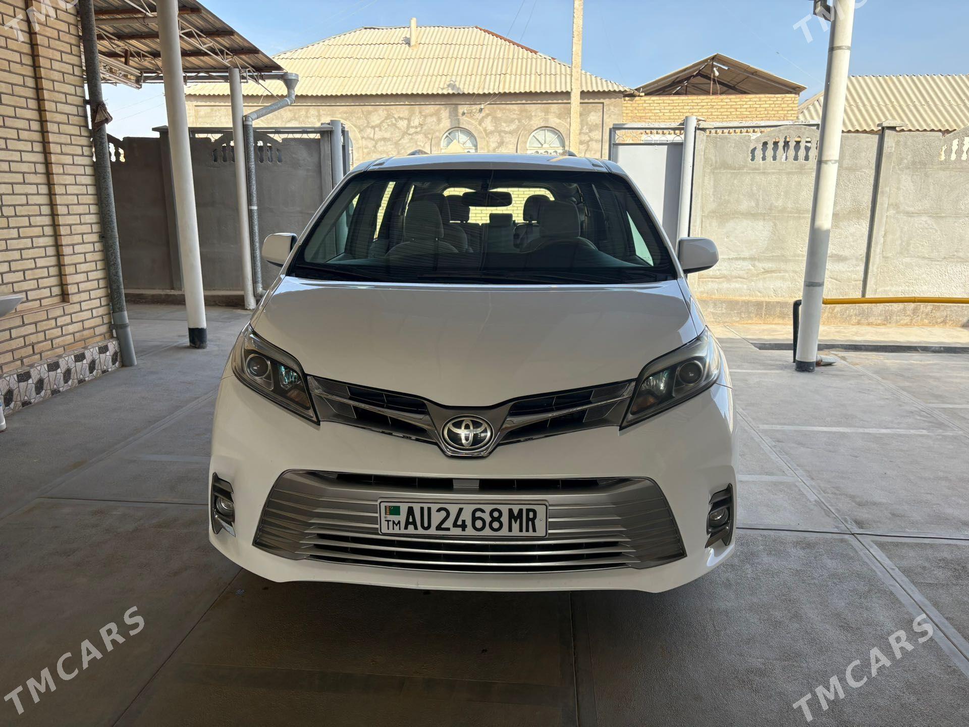 Toyota Sienna 2011 - 310 000 TMT - Mary - img 1