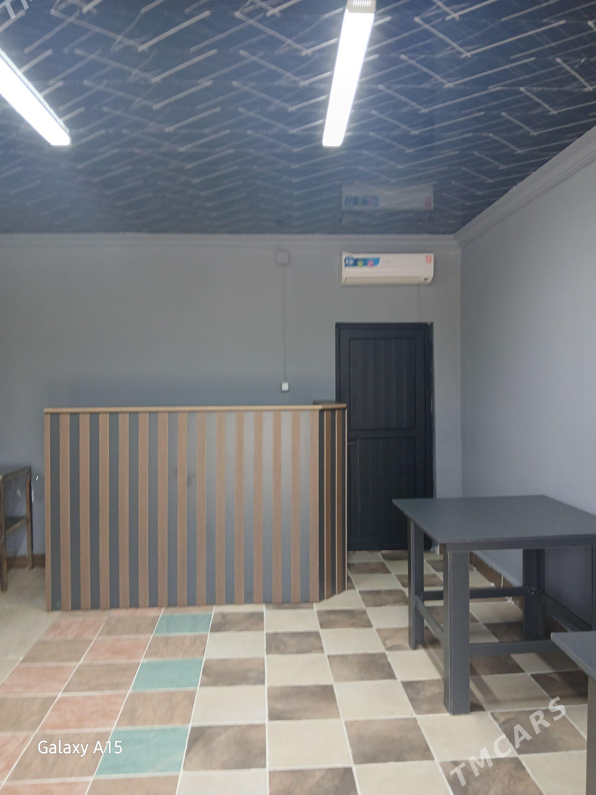 arenda kafe - Анев - img 1