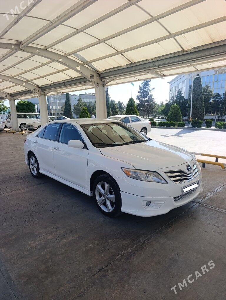 Toyota Camry 2011 - 220 000 TMT - Мары - img 1
