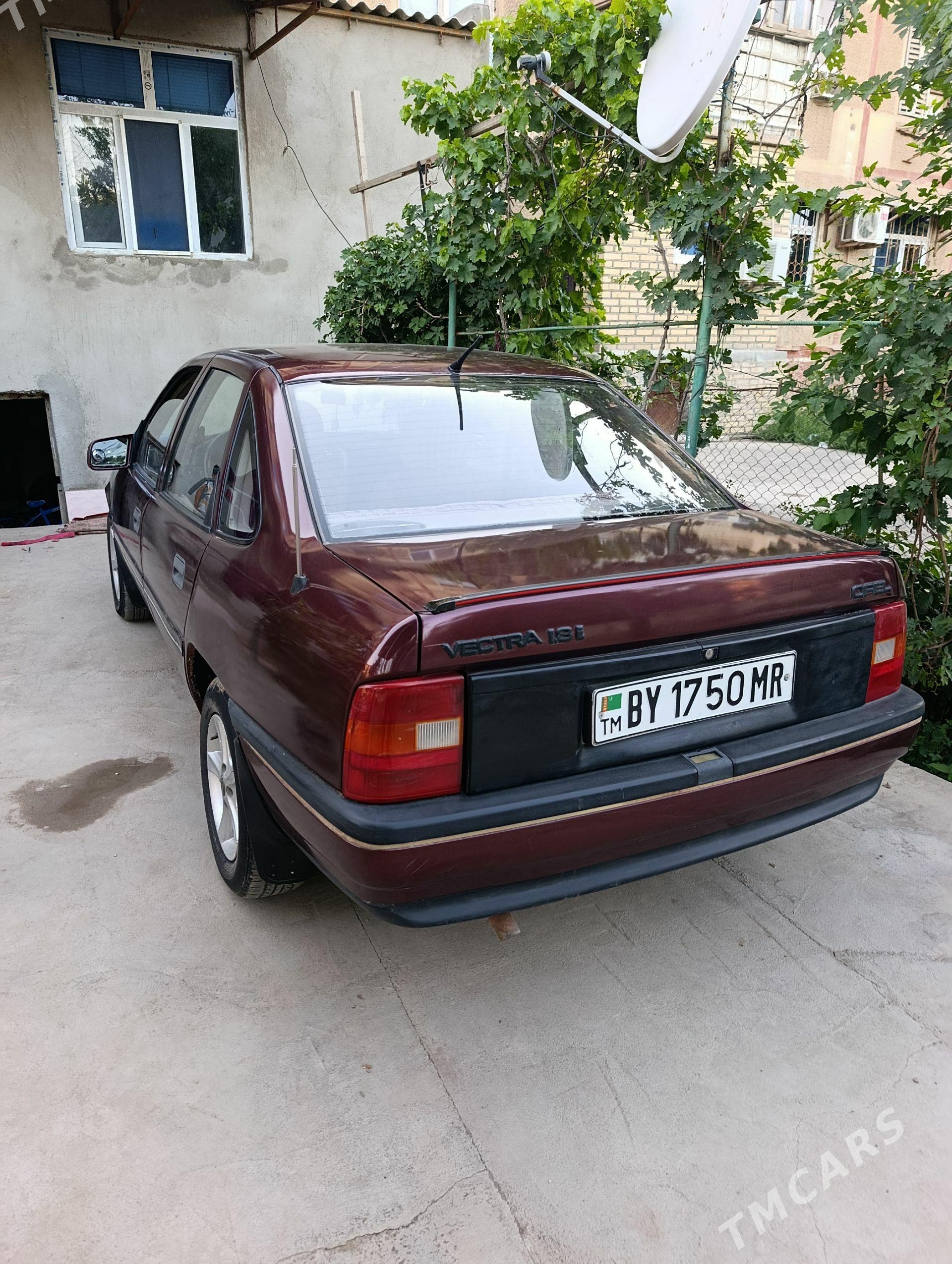 Opel Vectra 1989 - 45 000 TMT - Мары - img 1