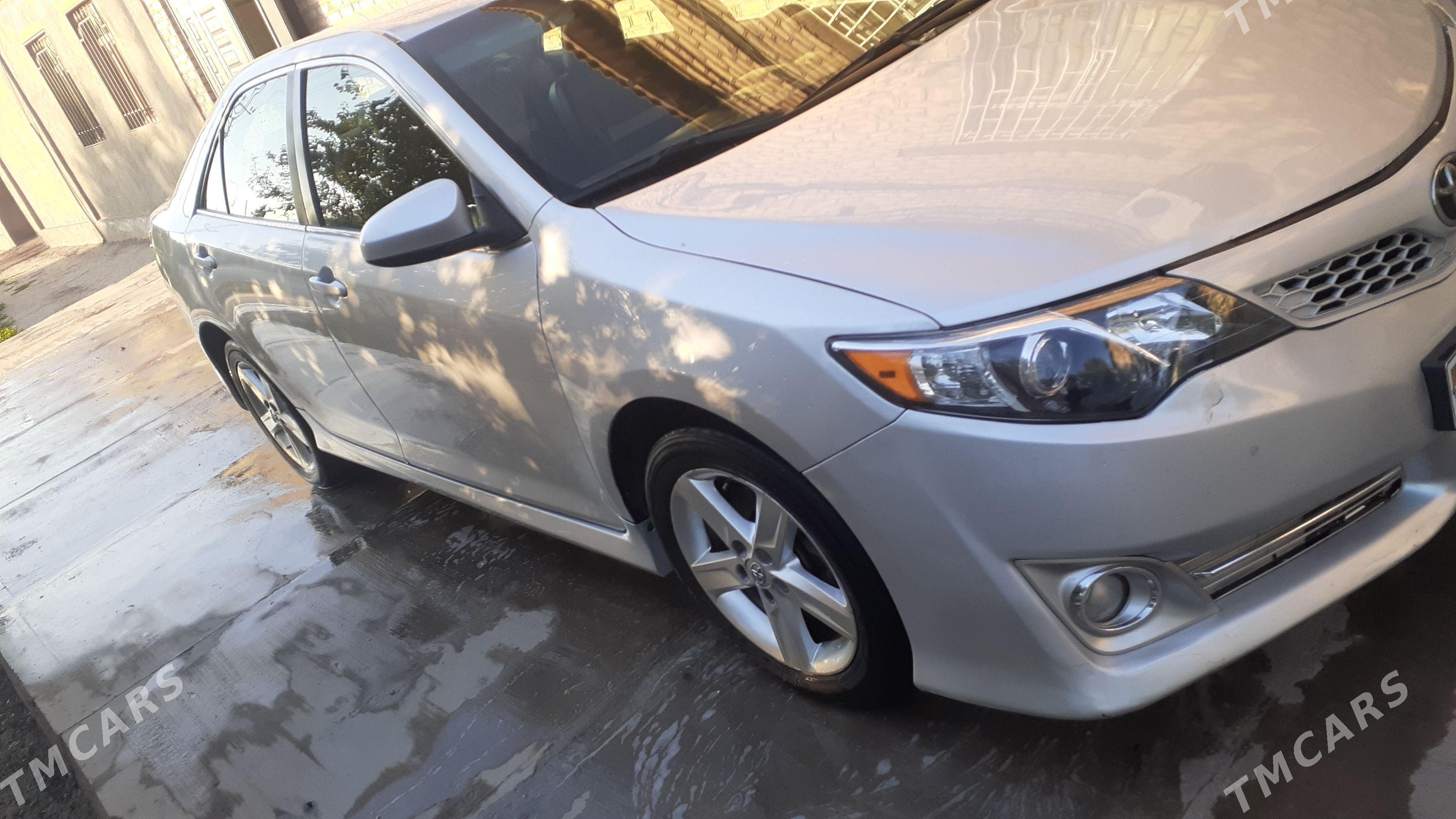Toyota Camry 2013 - 220 000 TMT - Дашогуз - img 1